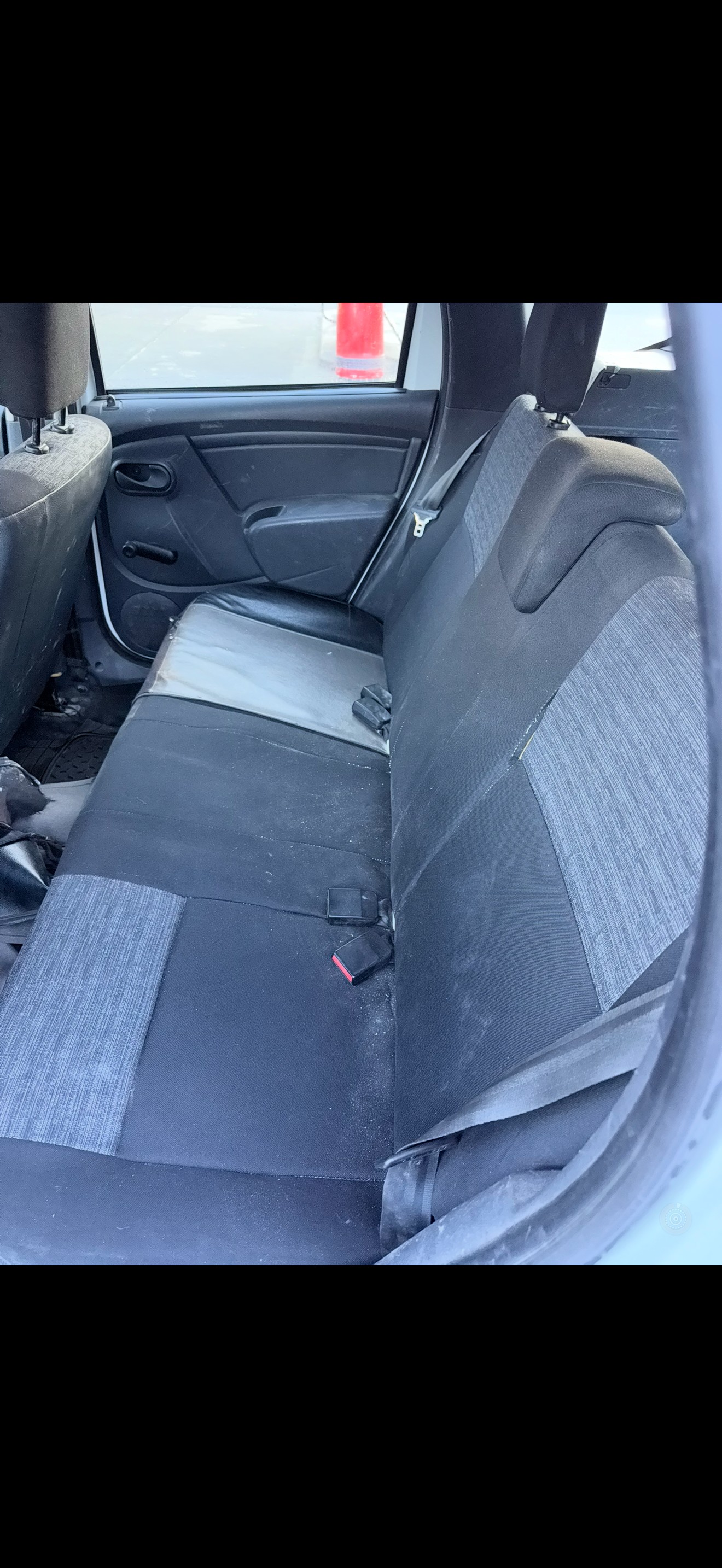 DACIA Duster 1.6 Ambiance 4x4-image-13