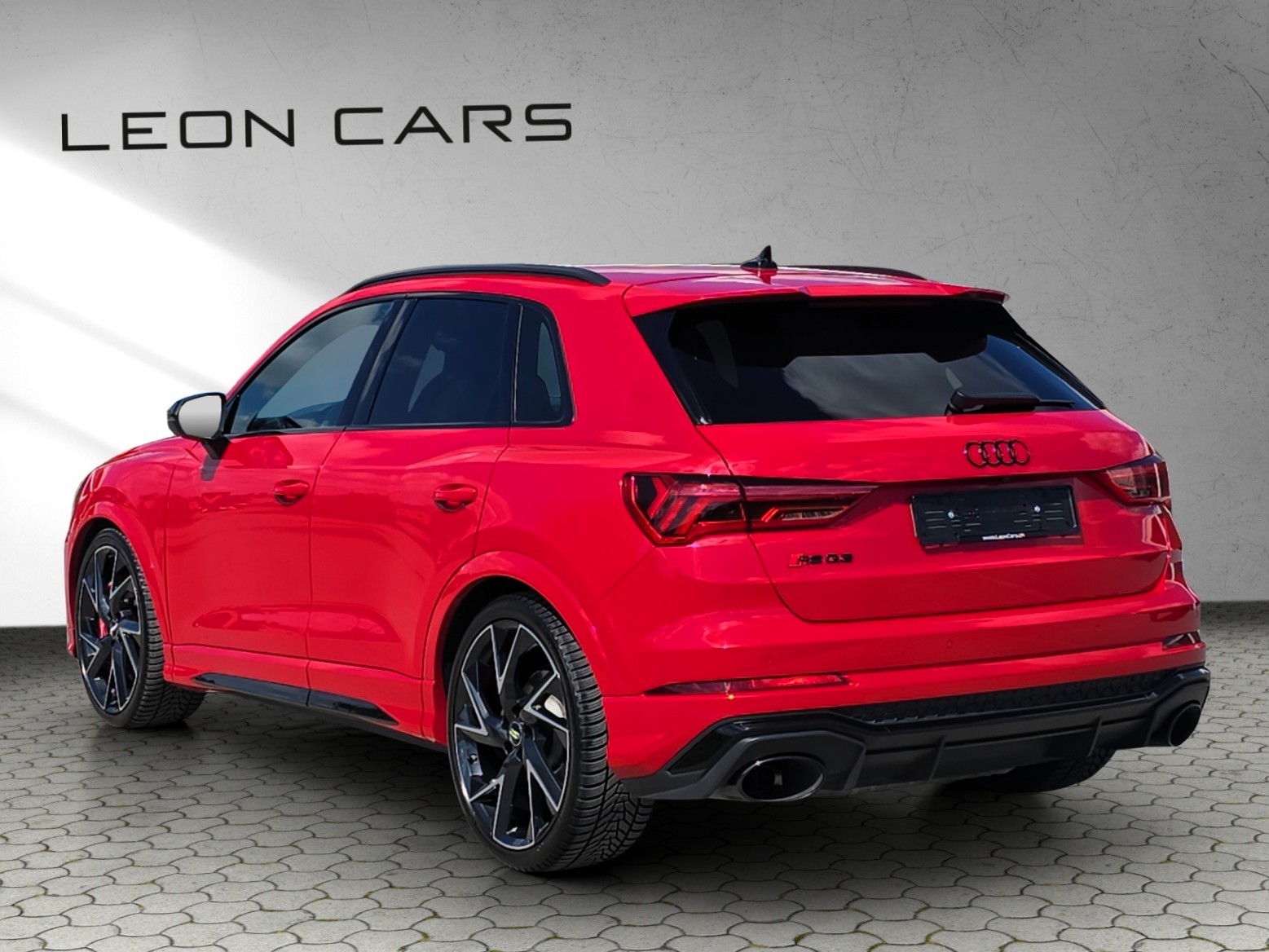 AUDI RS Q3 2.5 TFSI quattro S tronic Audi RS ceramic-showroom-element-2