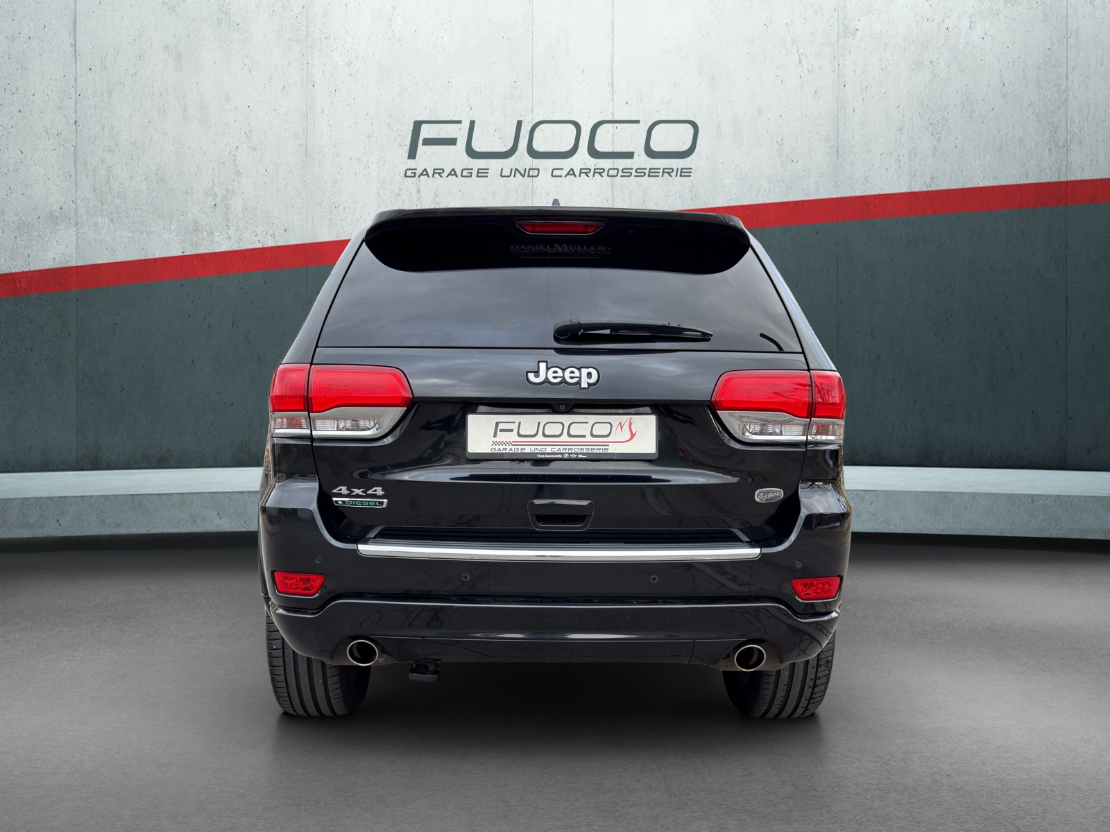 JEEP Grand Cherokee 3.0 CRD Overland Automatic-showroom-element-3
