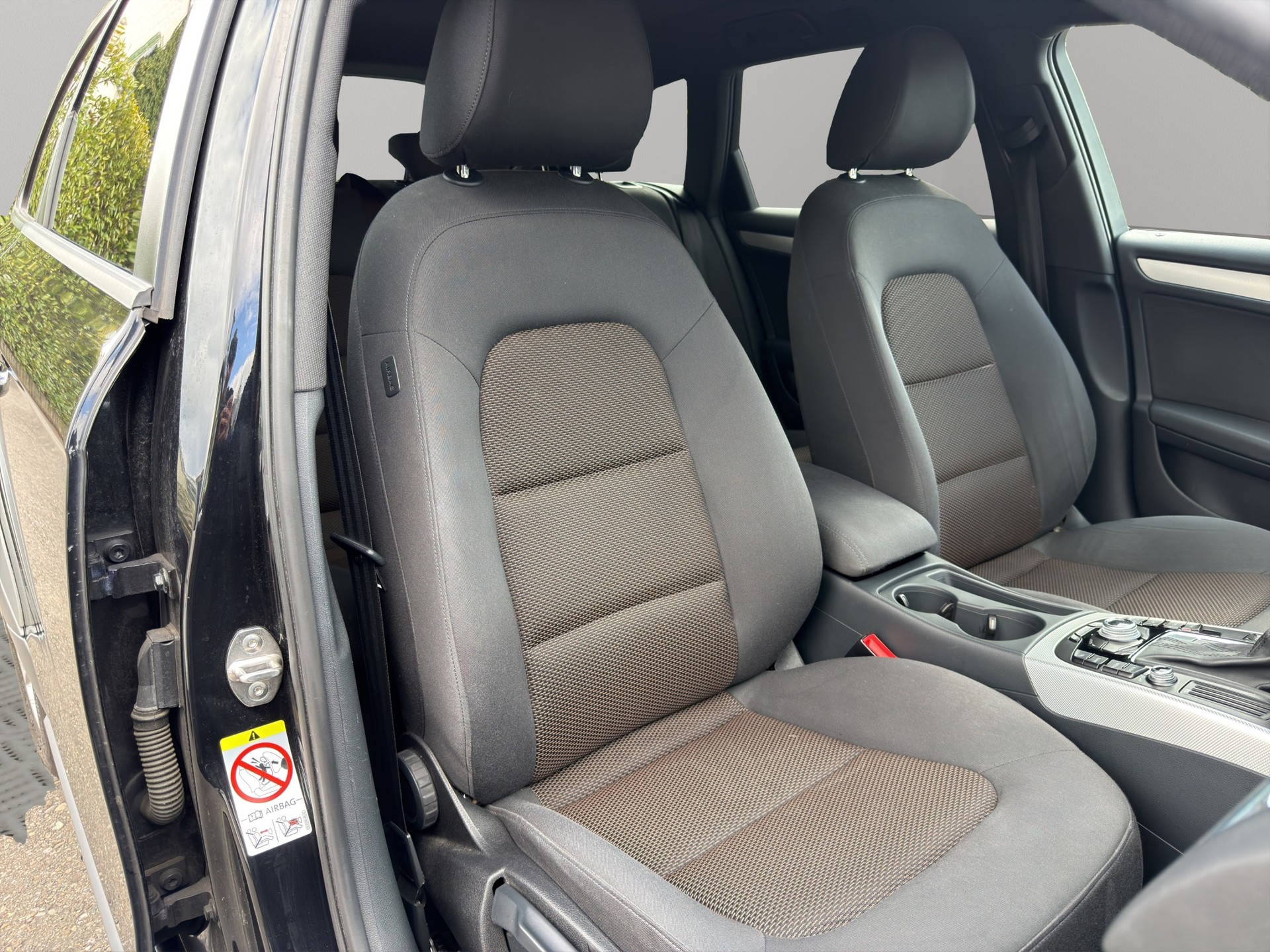 AUDI A4 allroad 3.0 TDI quattro S-tronic-image-15