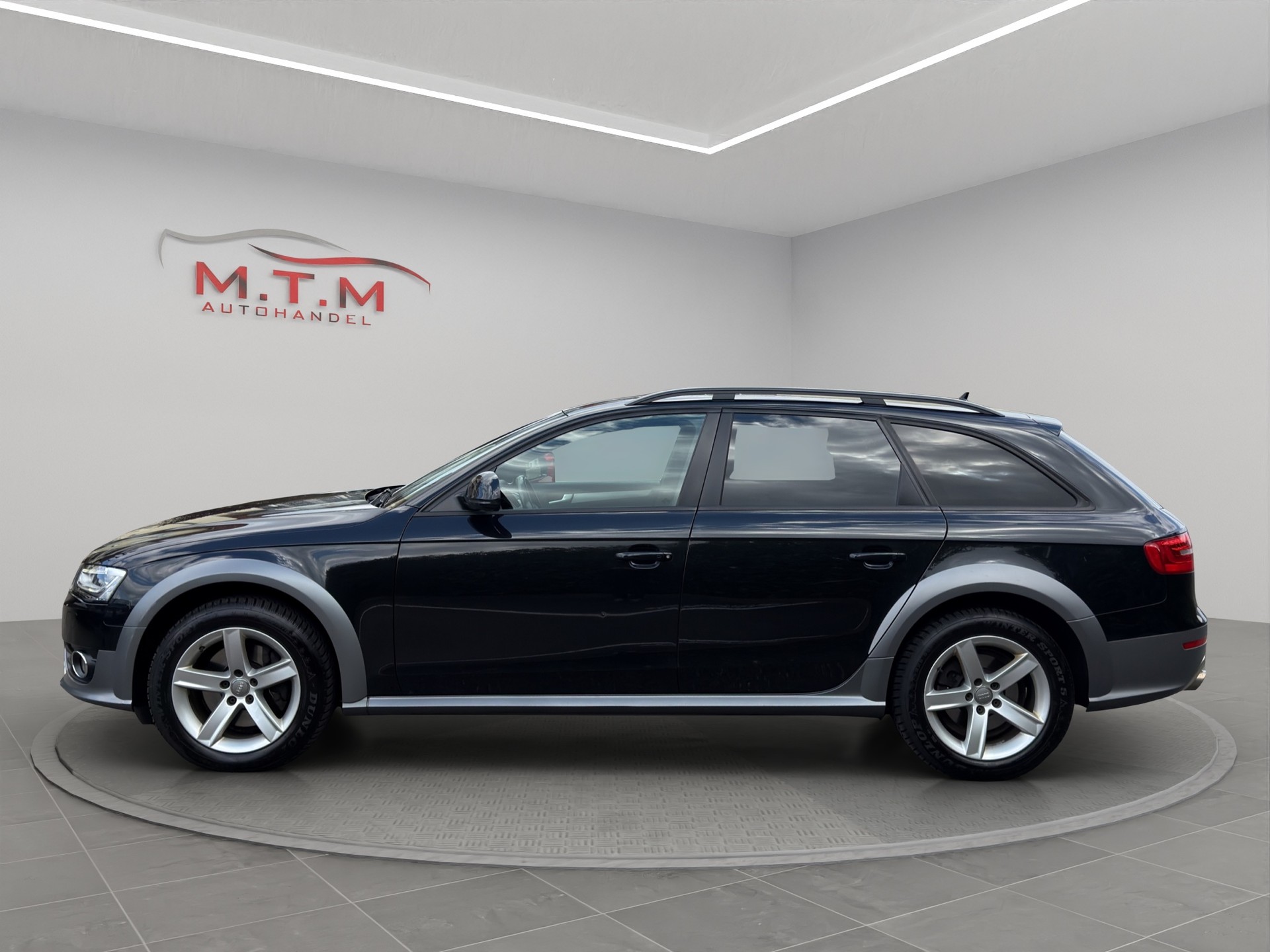 AUDI A4 allroad 3.0 TDI quattro S-tronic-image-5
