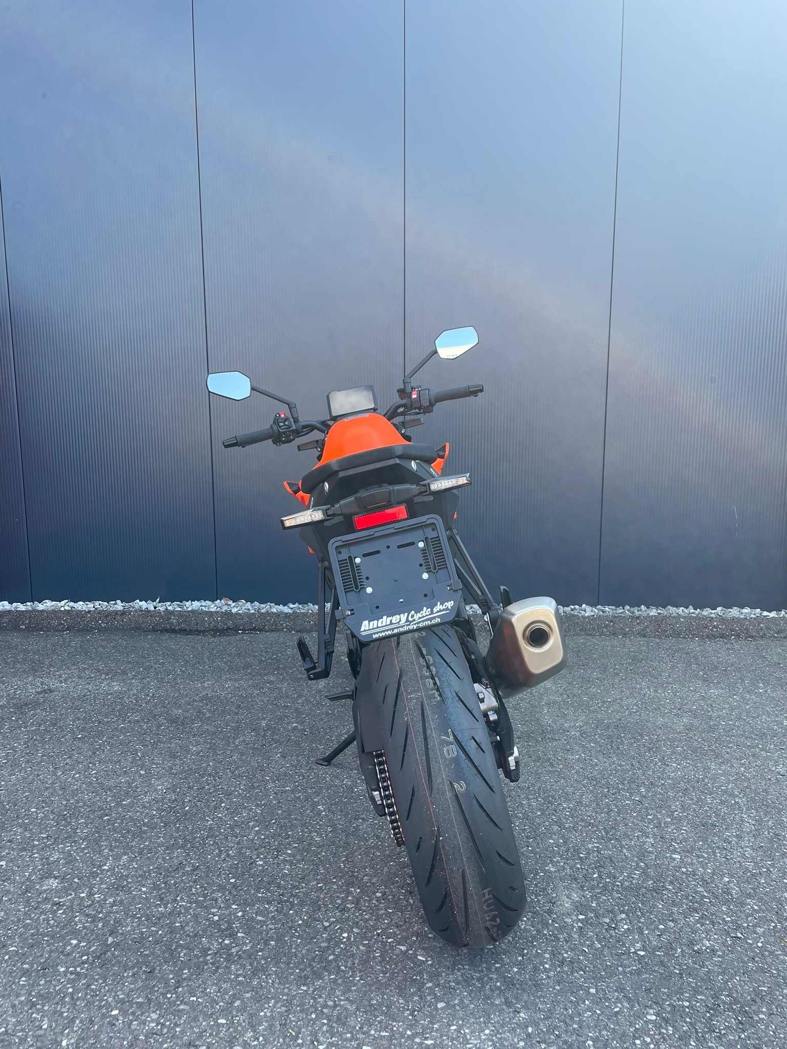 KTM 990 Duke-image-4