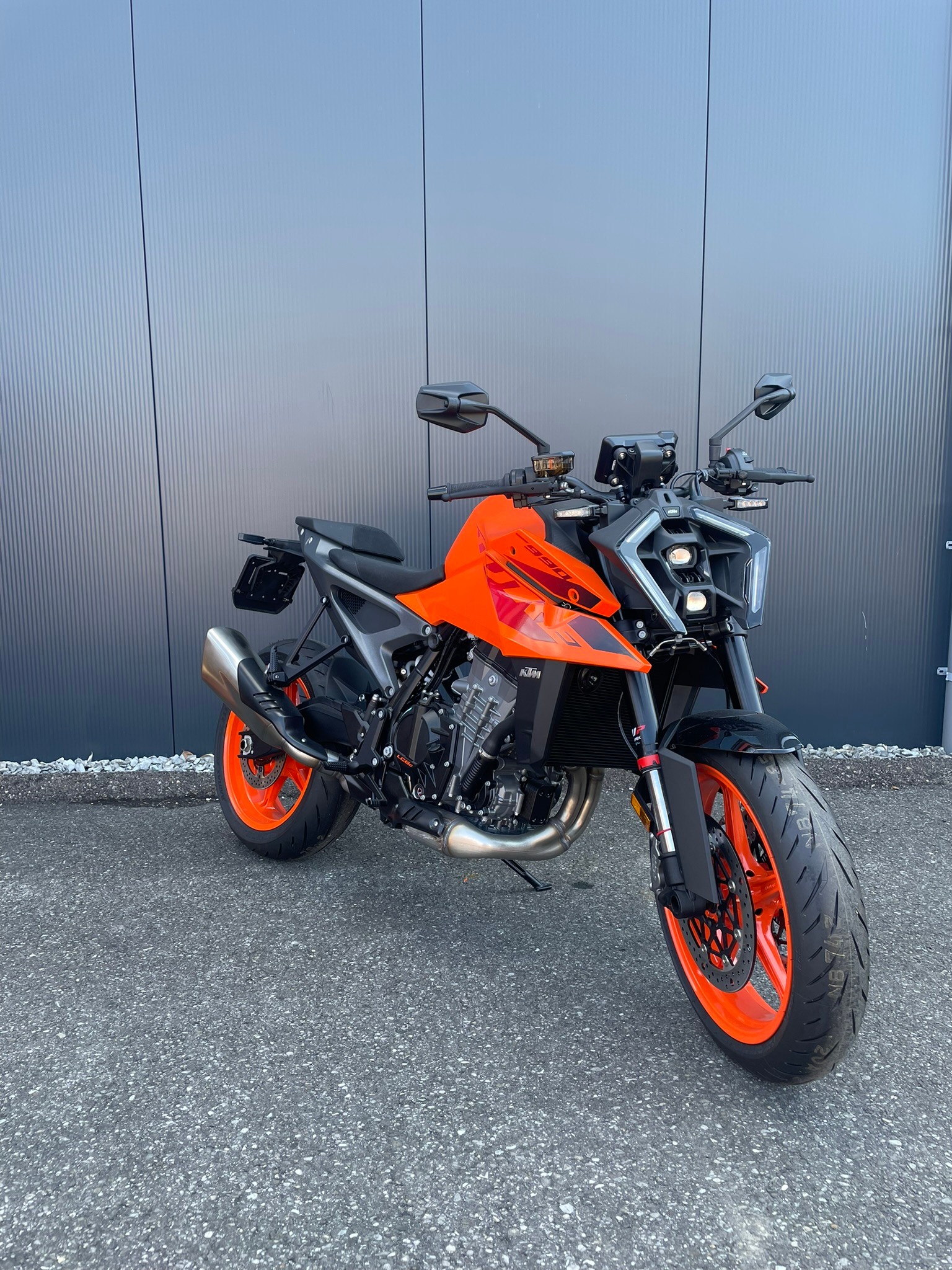 KTM 990 Duke-image-0
