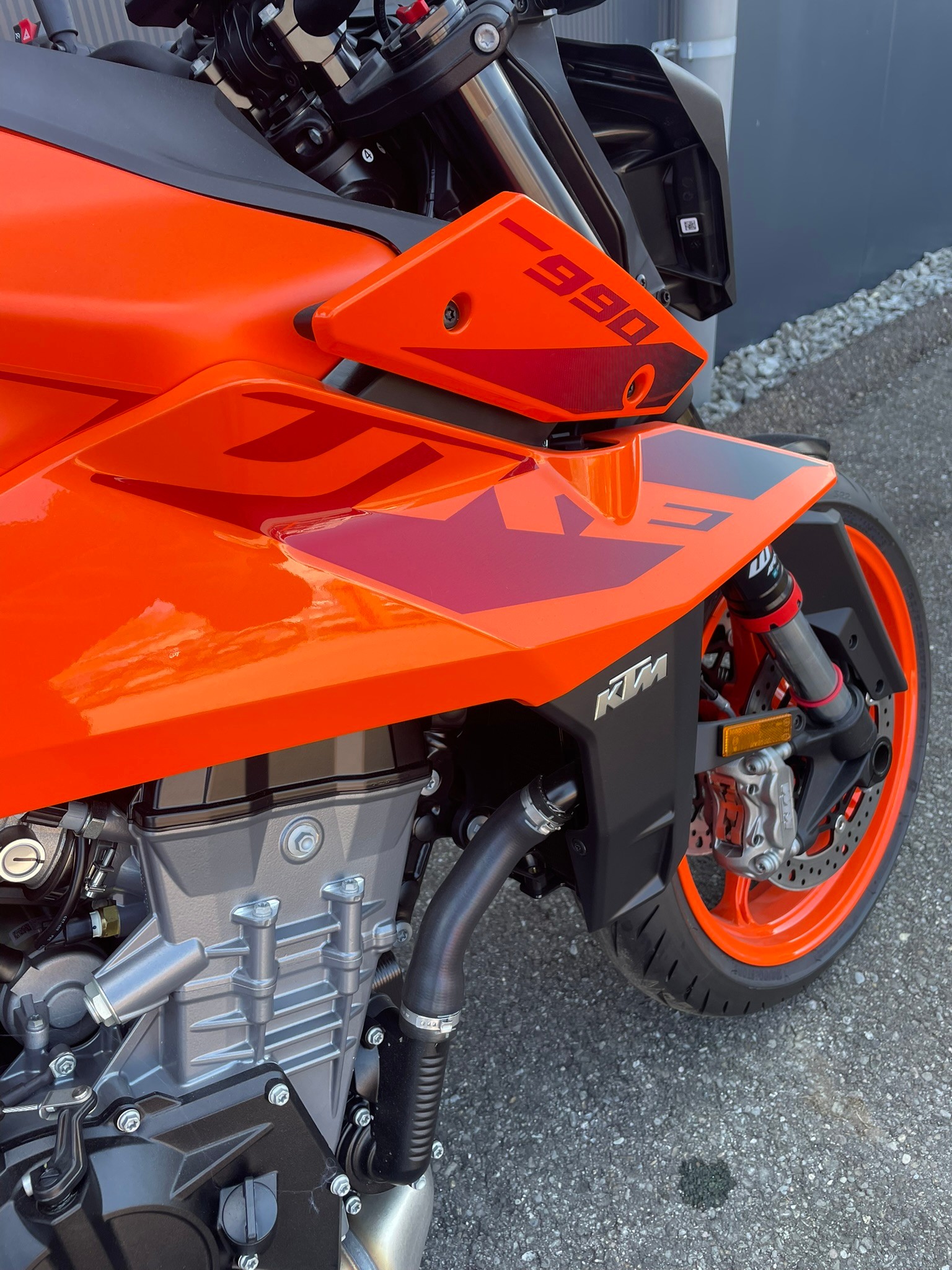 KTM 990 Duke-image-5
