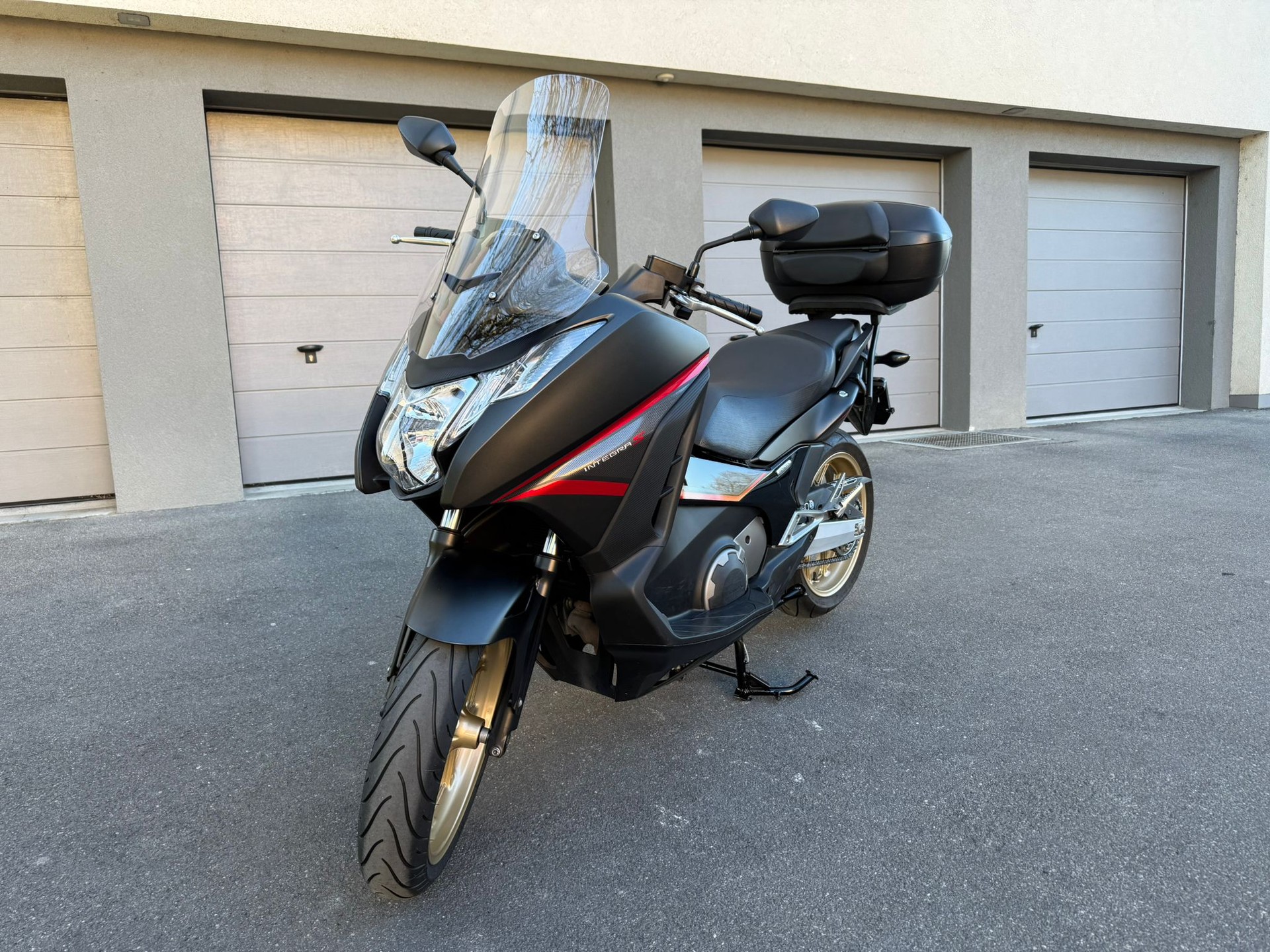 HONDA NC 750 D Integra Sporty ABS-image-0