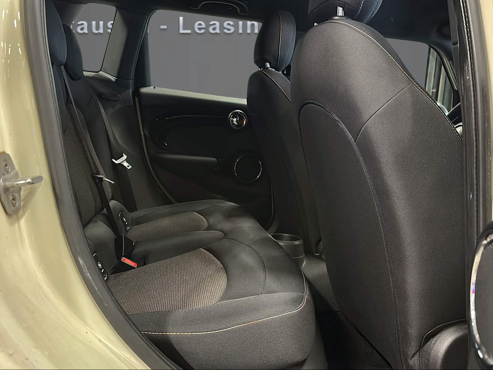 MINI Cooper Steptronic DKG-image-12