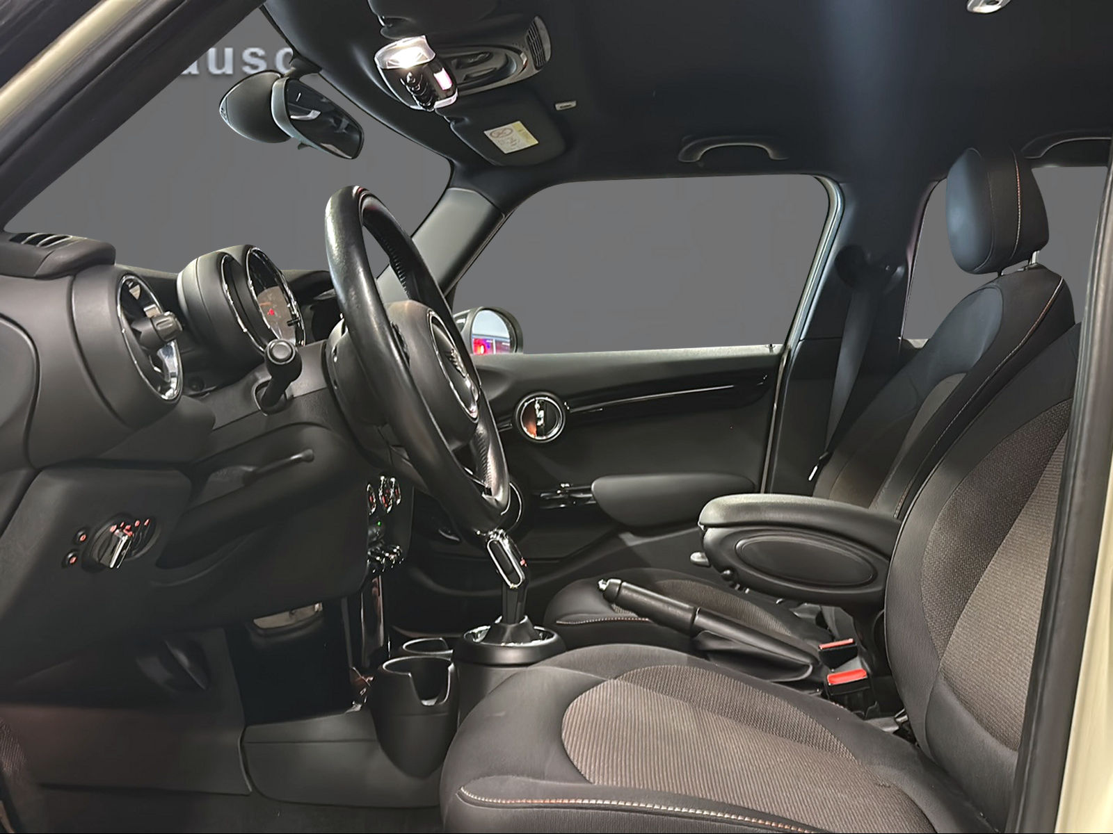 MINI Cooper Steptronic DKG-image-9