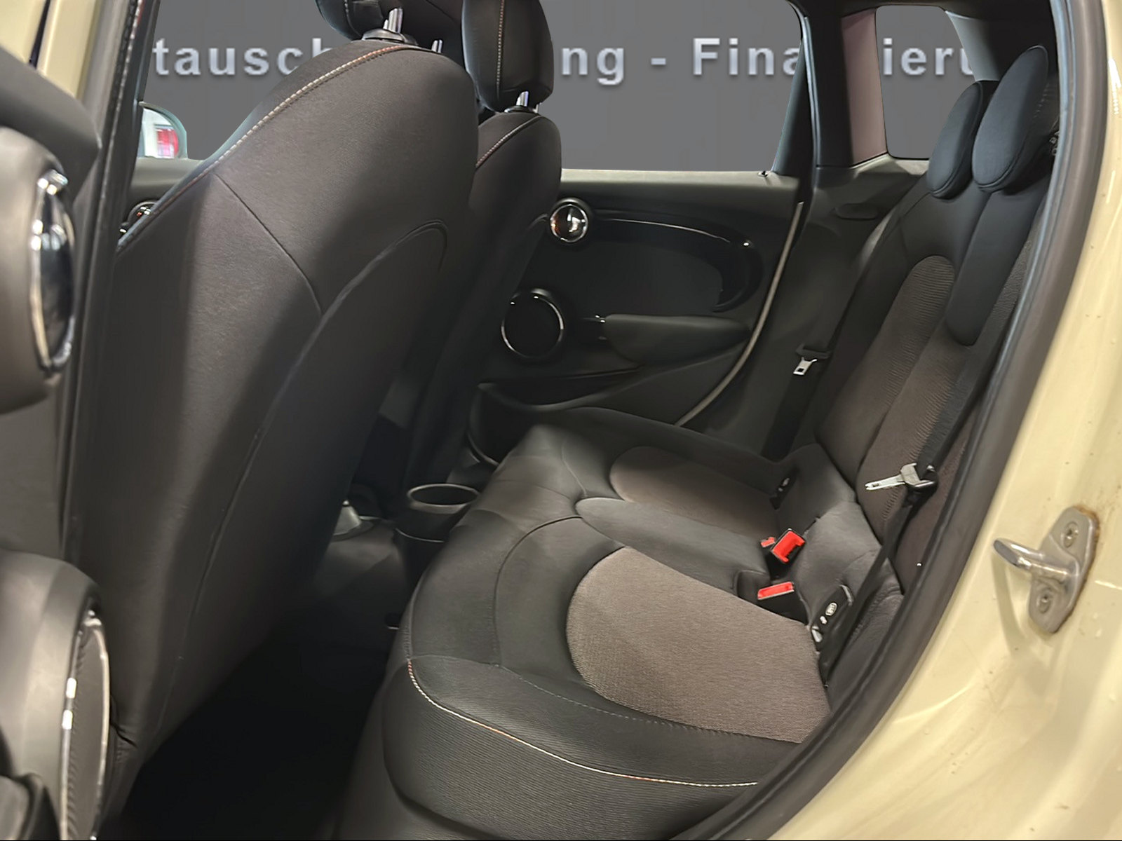 MINI Cooper Steptronic DKG-image-11