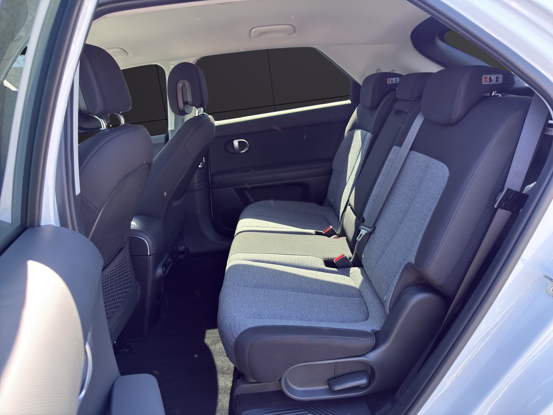 HYUNDAI Ioniq 5 77kWh Origo 4WD-image-14