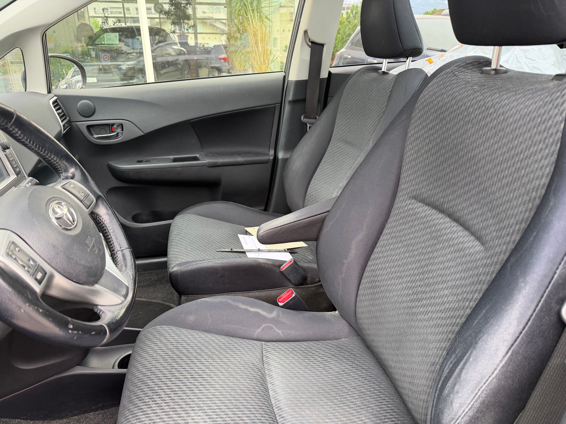 TOYOTA Verso-S 1.33 Linea Luna-image-8