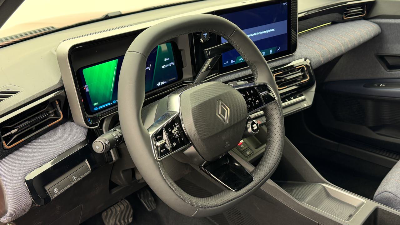RENAULT R4 E-Tech Comfort Range 52 kWh Techno-image-6