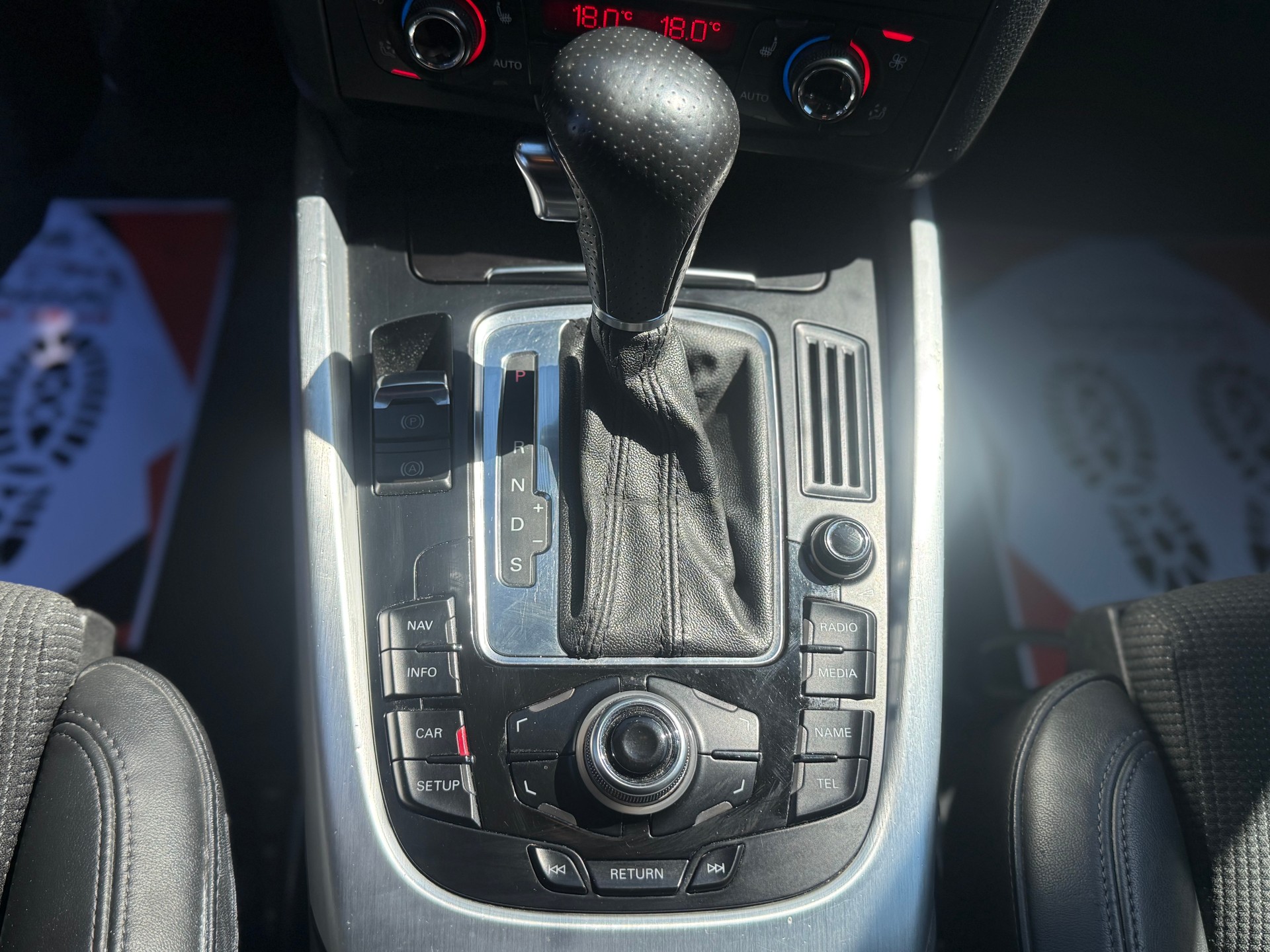 AUDI Q5 3.0 TDI quattro S-tronic-image-14