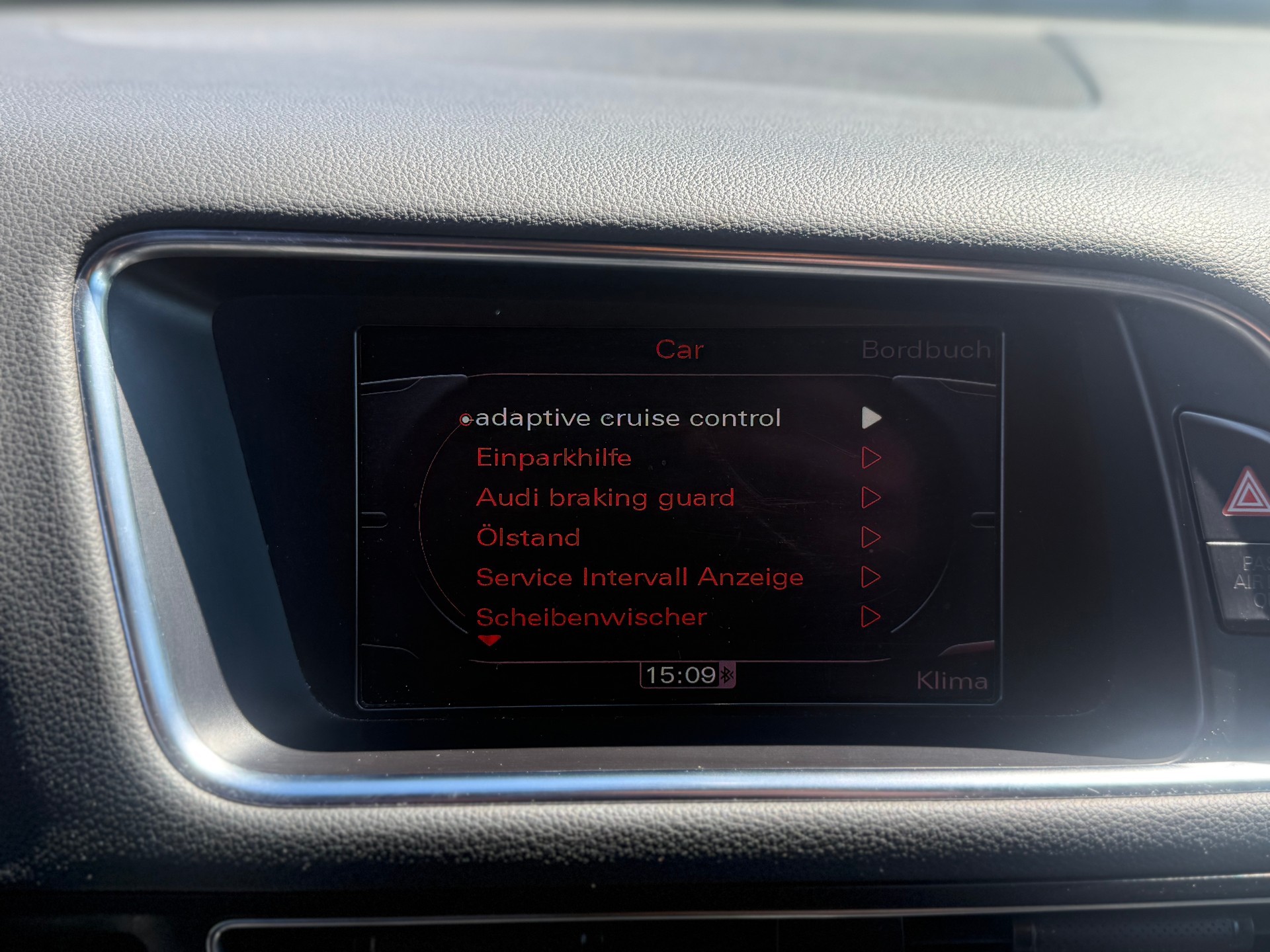 AUDI Q5 3.0 TDI quattro S-tronic-image-12