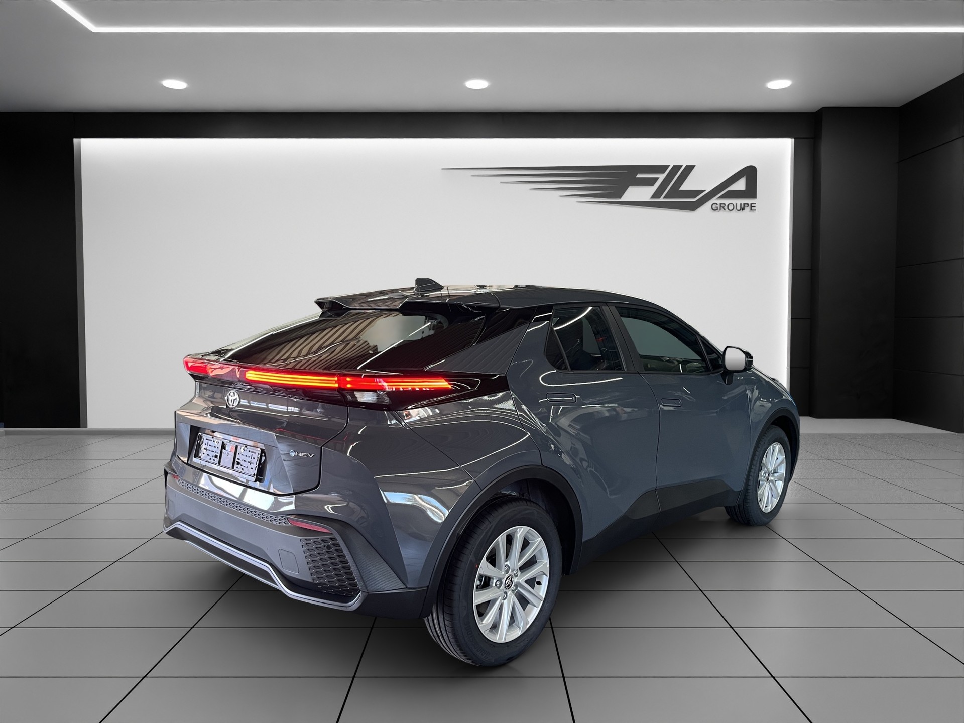 TOYOTA C-HR 1.8 HEV Comfort-image-5