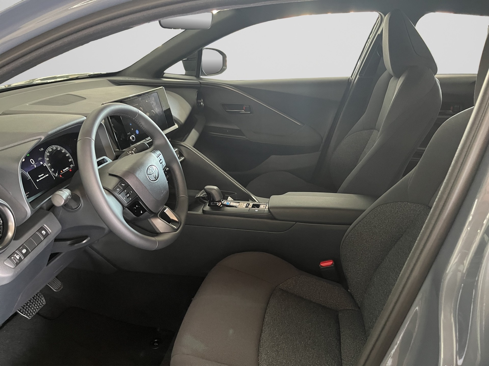 TOYOTA C-HR 1.8 HEV Comfort-image-7