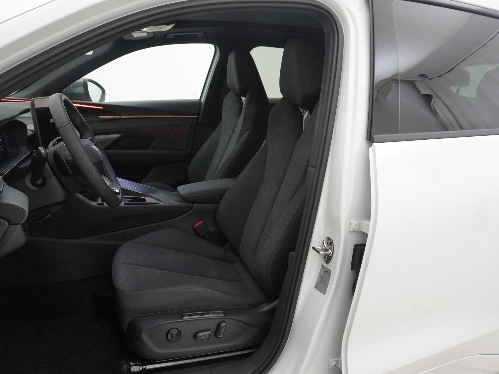 CUPRA Terramar 2.0 TSI VZ 4Drive DSG-image-12