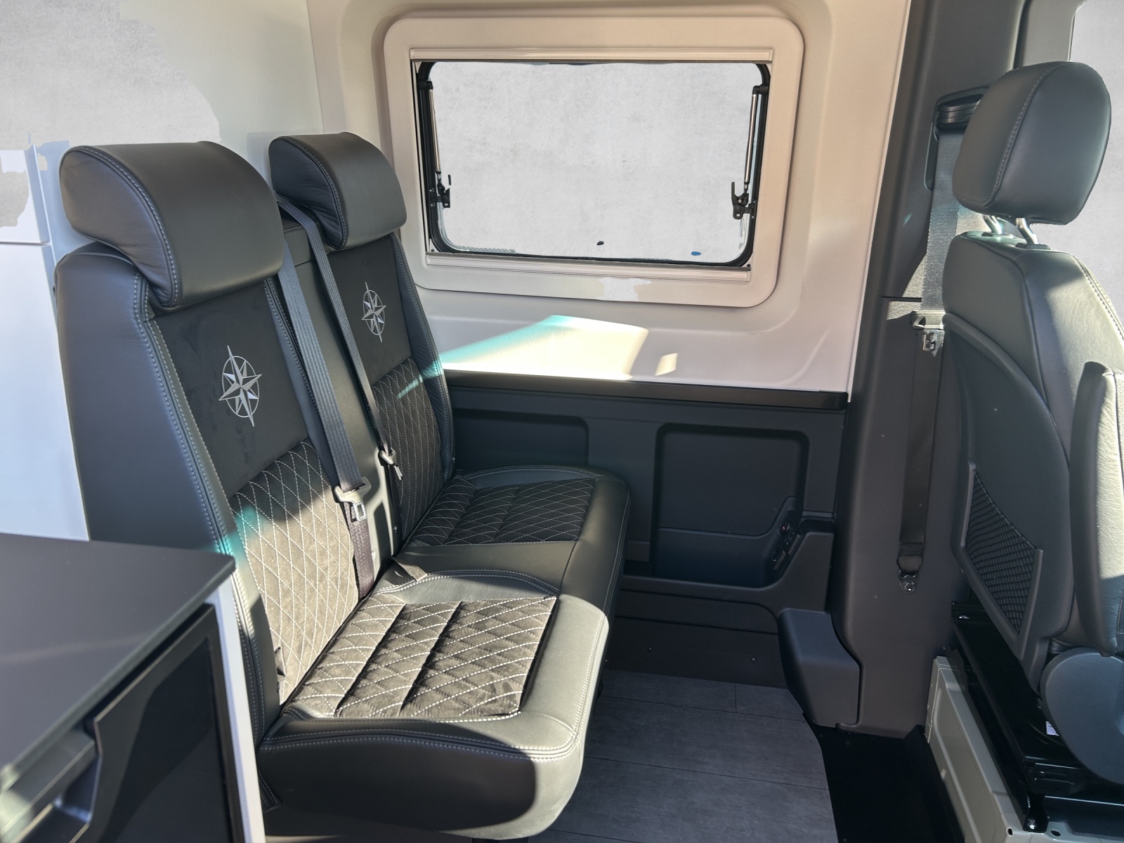 WESTFALIA James Cook 600D Aufstelldach Premium 2.0D 9G 4 Matic-image-10