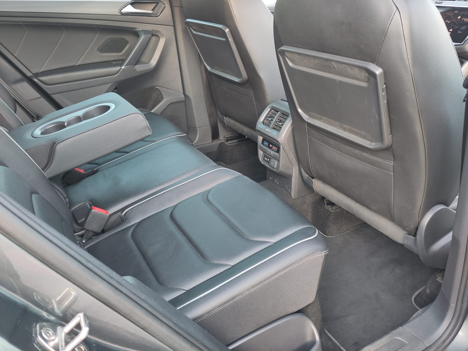 VW Tiguan 2.0TSI Highline 4Motion DSG-image-9