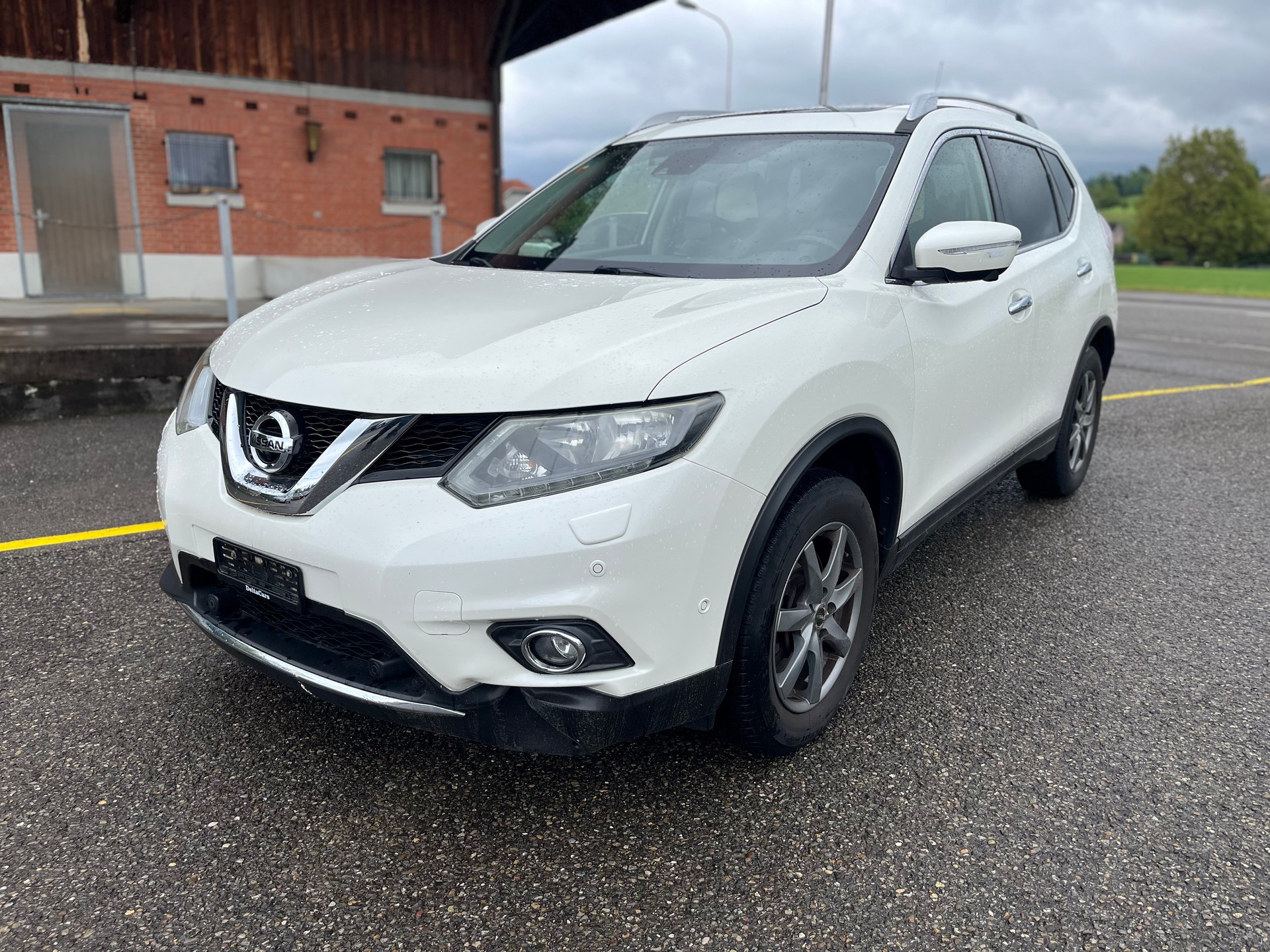 NISSAN Automat Diesel mit 8 fach reifen alle mit Alufelge Euro B6b