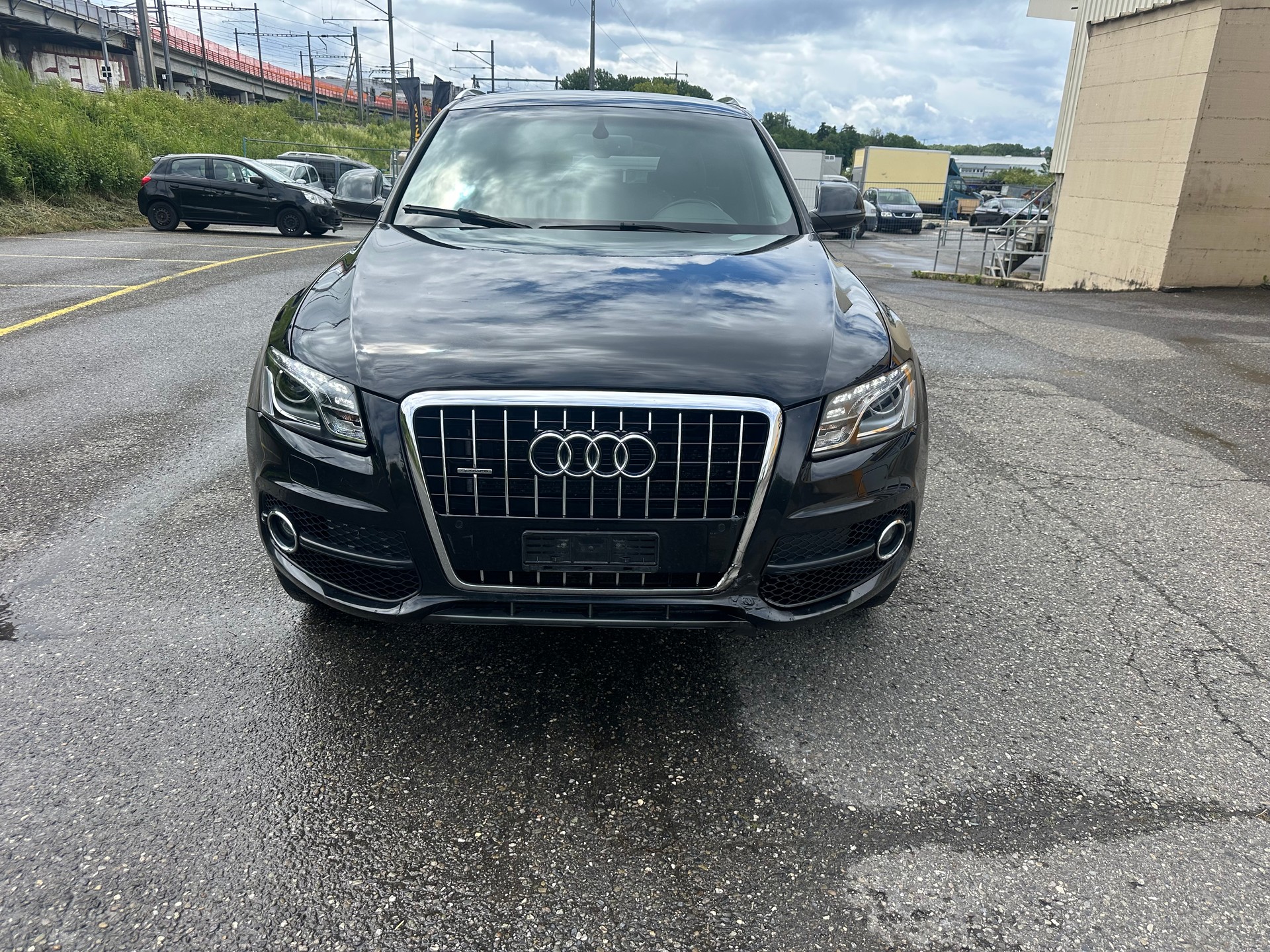 AUDI Q5 3.2 FSI quattro S-tronic