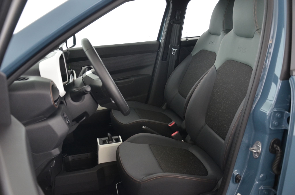 DACIA NEW Spring 27 kWh Extreme *CCS*-image-12