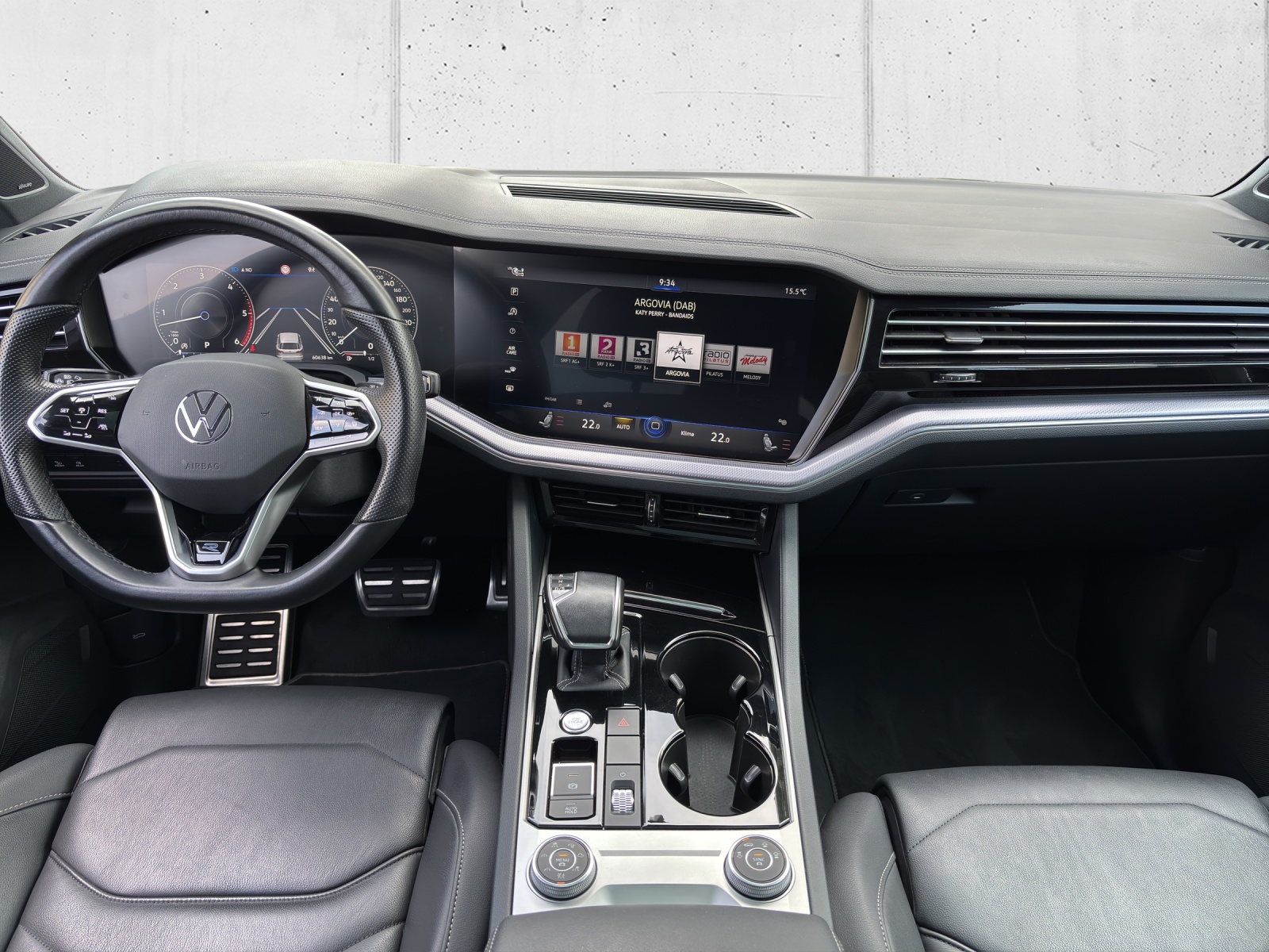 VW Touareg 3.0 TDI R Line Tiptronic mit AHK, Allradlenkung & Standheizung-image-12
