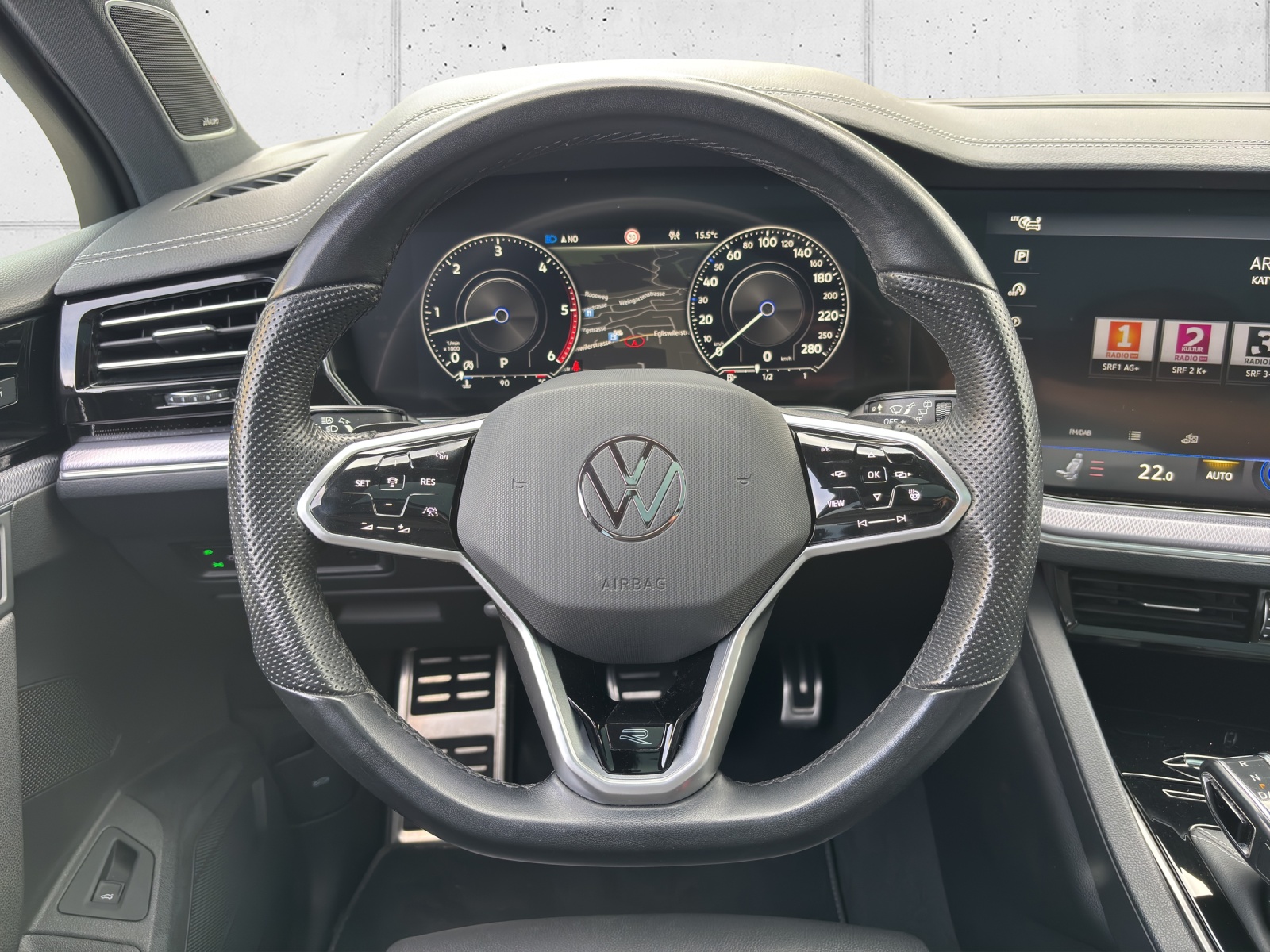 VW Touareg 3.0 TDI R Line Tiptronic mit AHK, Allradlenkung & Standheizung-image-13