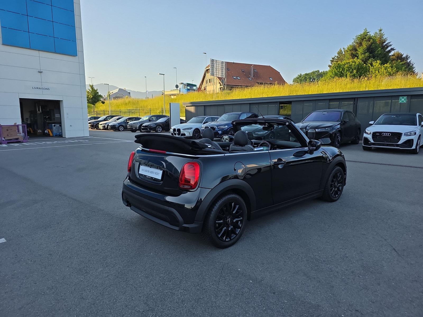 MINI Cooper Cabrio Classic Trim F57 1.5i (CH)-image-21