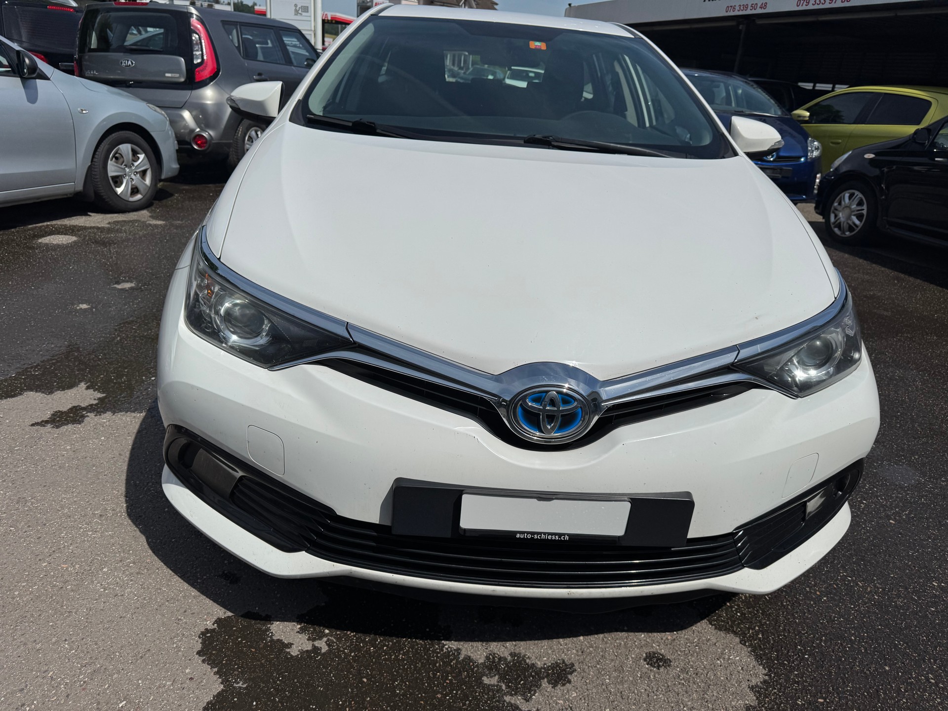 TOYOTA AURIS