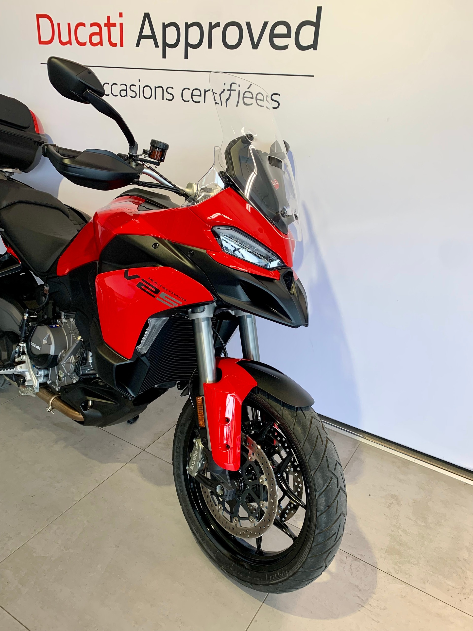 DUCATI Multistrada V2 S Travel-image-3