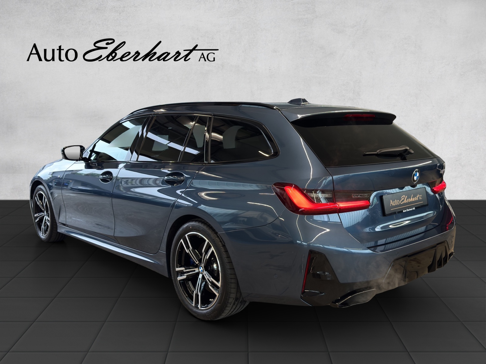 BMW M340i xDrive 48V Touring Steptronic M Sport-showroom-element-1