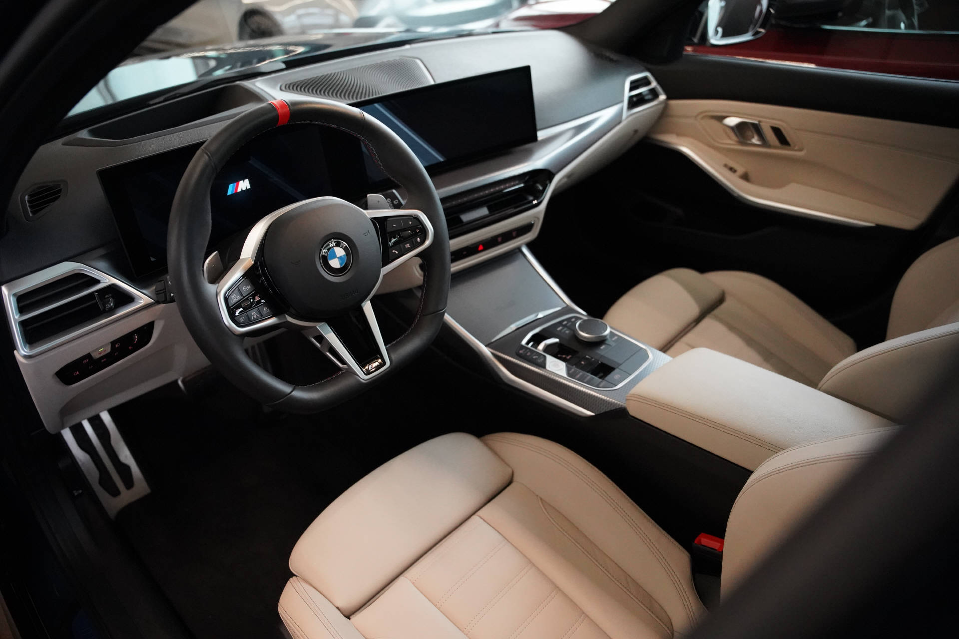 BMW M340i xDrive 48V Touring Steptronic M Sport-image-6