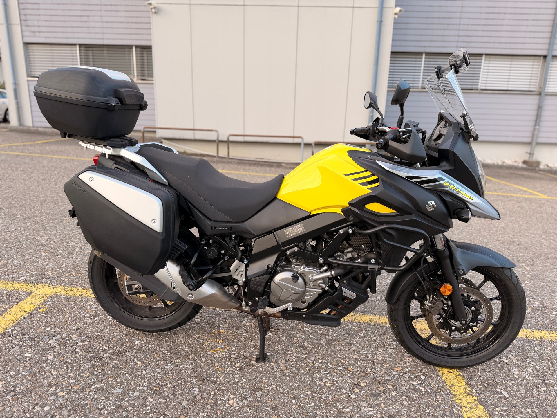 SUZUKI DL 650 XA Xtreme ABS L8-image-6