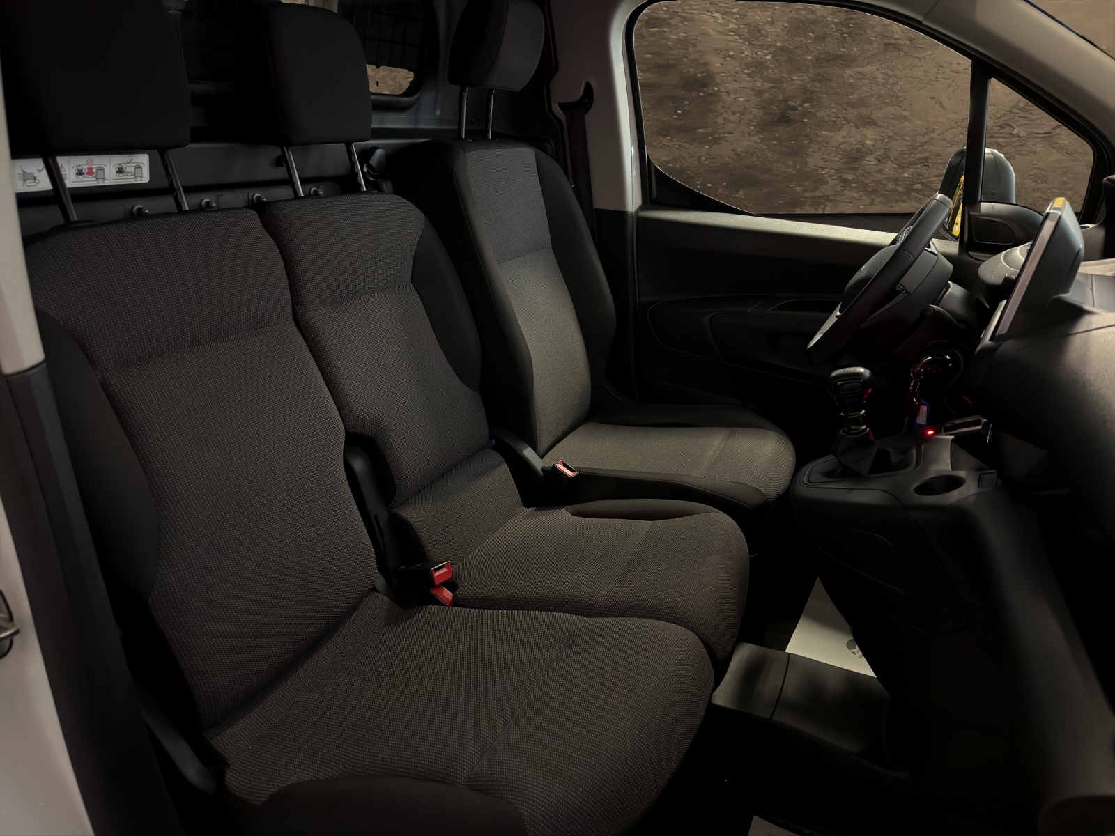PEUGEOT 1.5 Blue HDi s/s Asphalt 1000kg-image-11