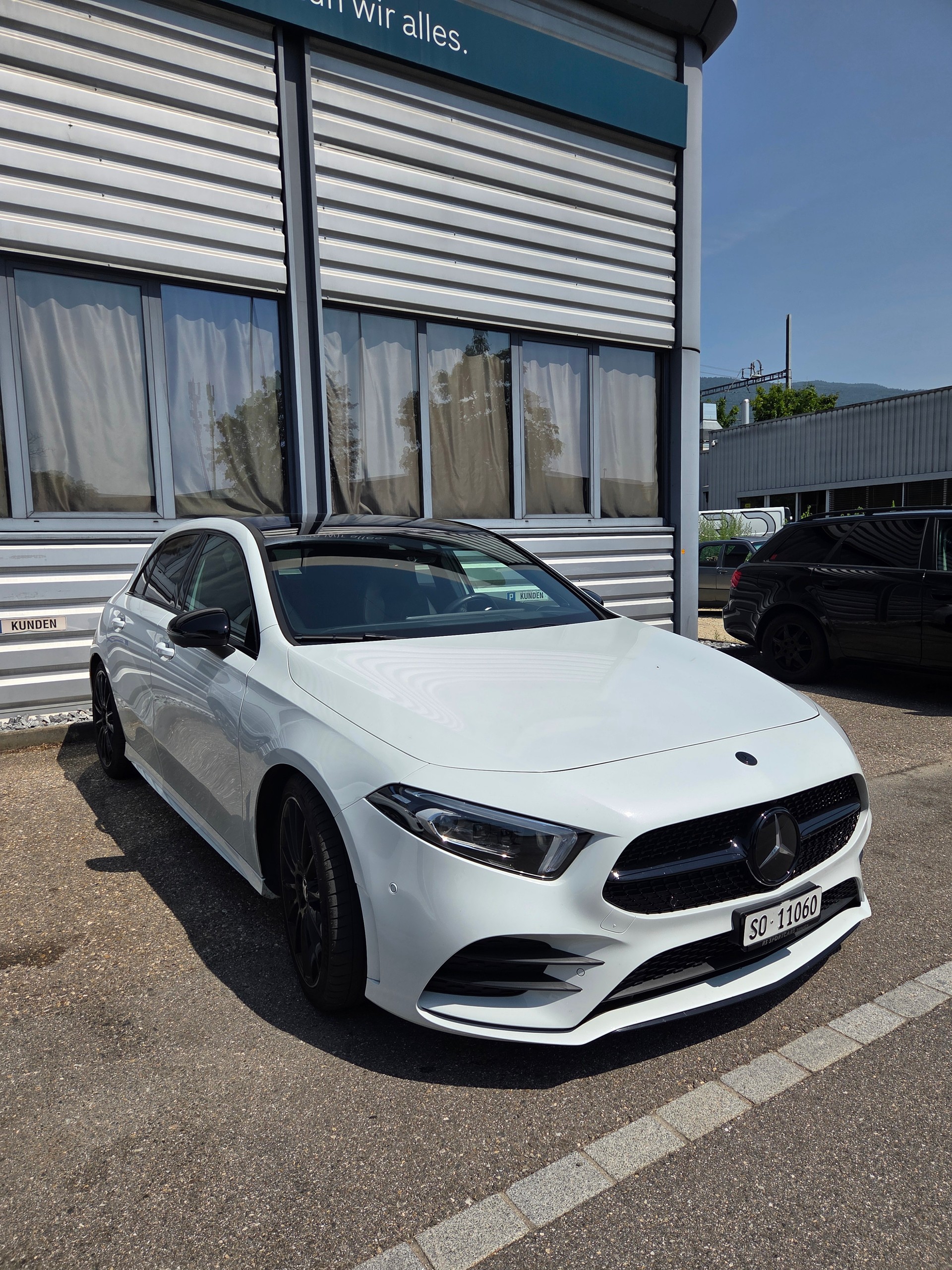 MERCEDES-BENZ A 250 4Matic AMG Line 4Matic 7G-DCT-image-1