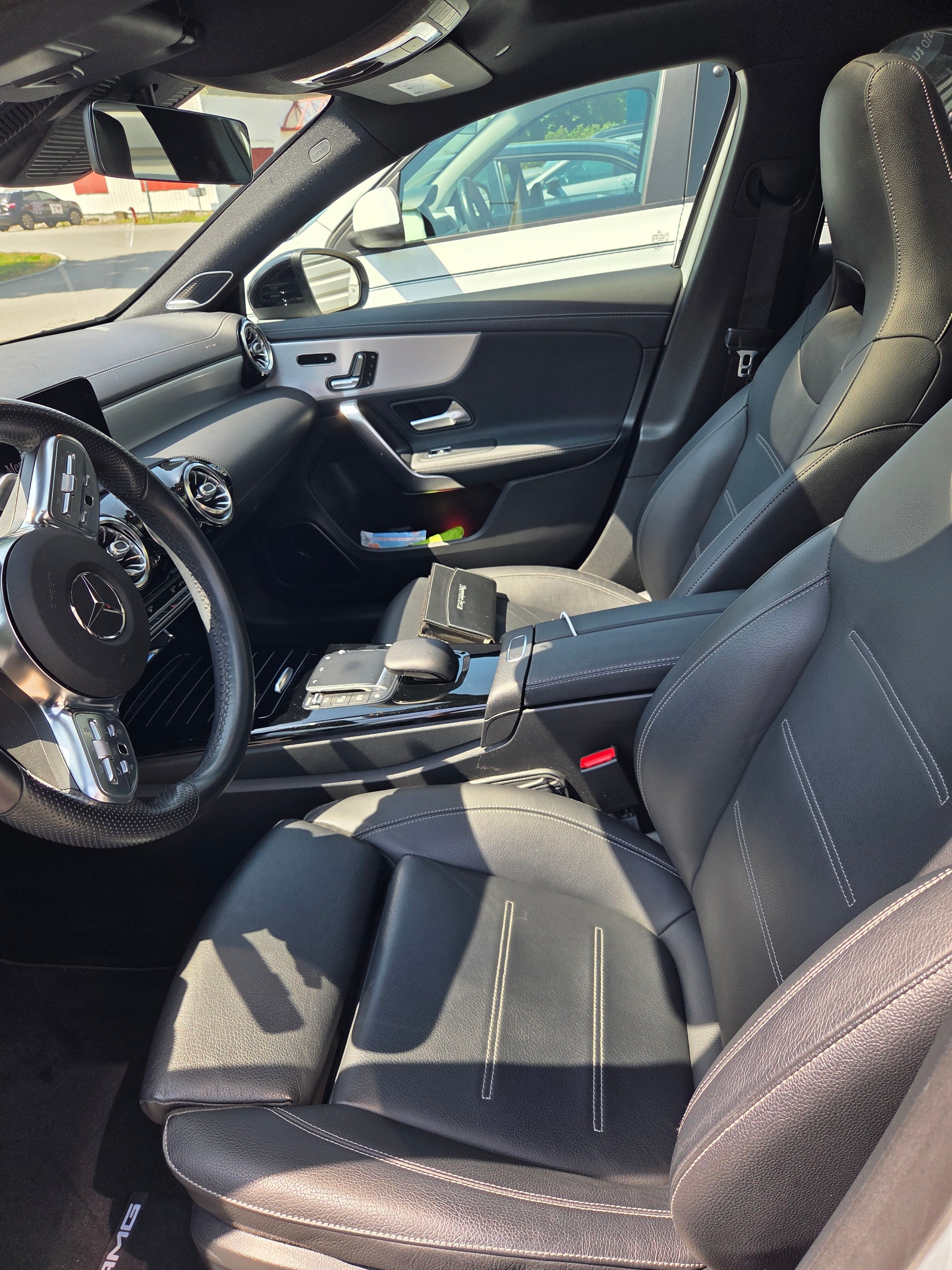 MERCEDES-BENZ A 250 4Matic AMG Line 4Matic 7G-DCT-image-8