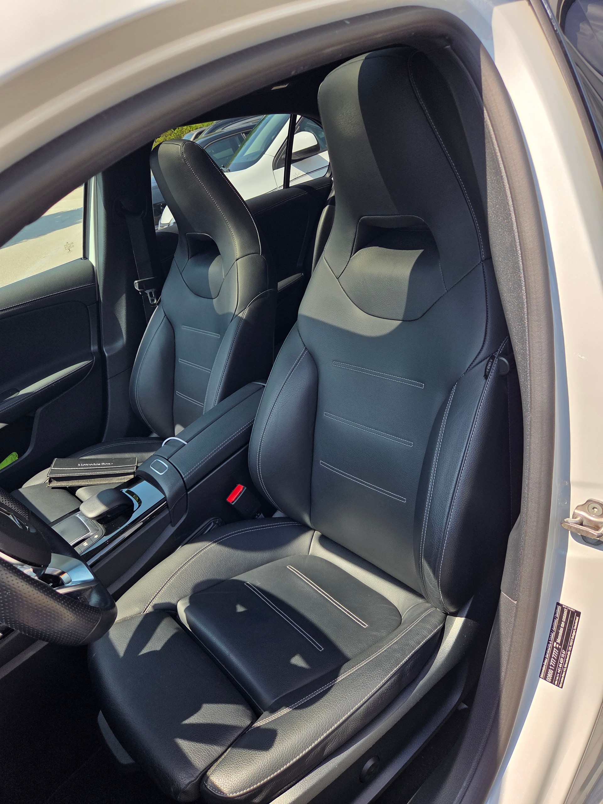 MERCEDES-BENZ A 250 4Matic AMG Line 4Matic 7G-DCT-image-7