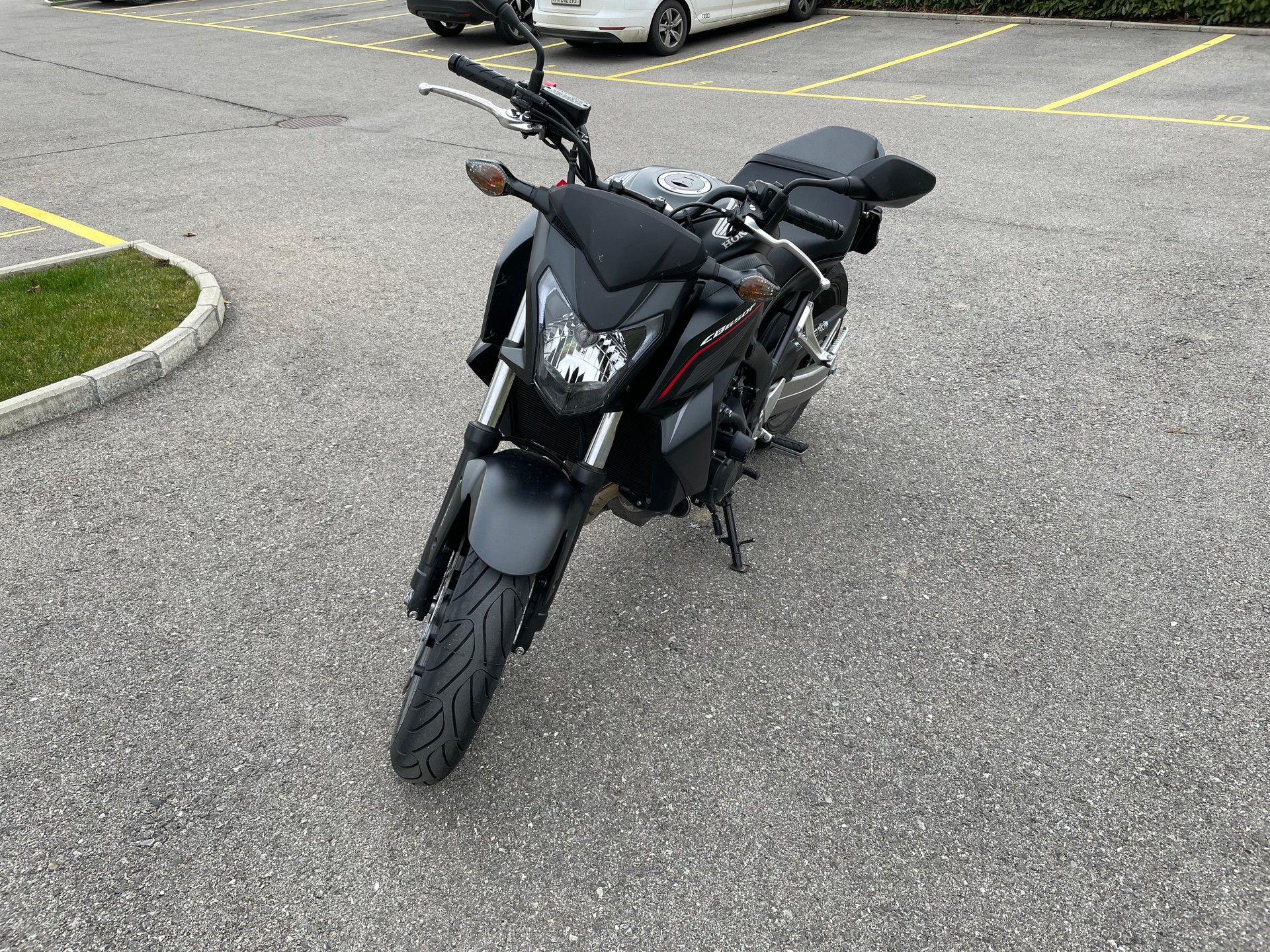 HONDA CB 650 F ABS-image-2