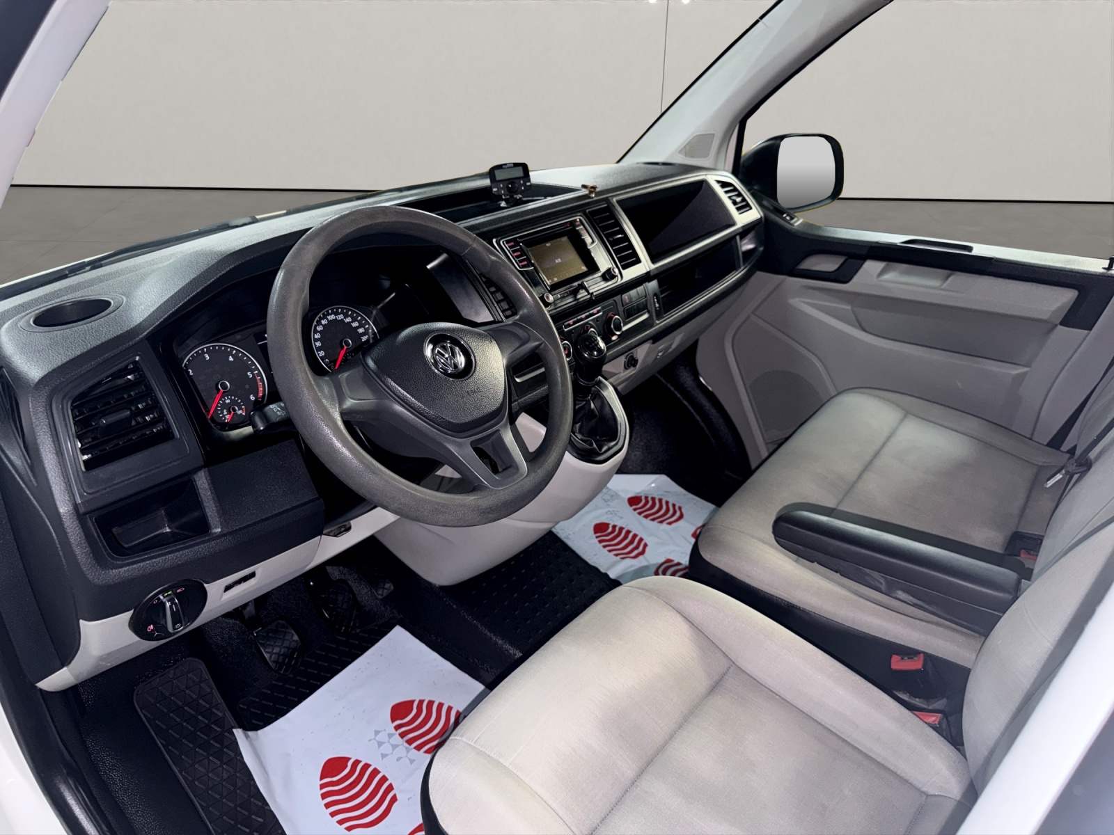 VW T6 2.0 TDI 4Motion ( ( Mit AHK / Sortimo Regale )-image-9