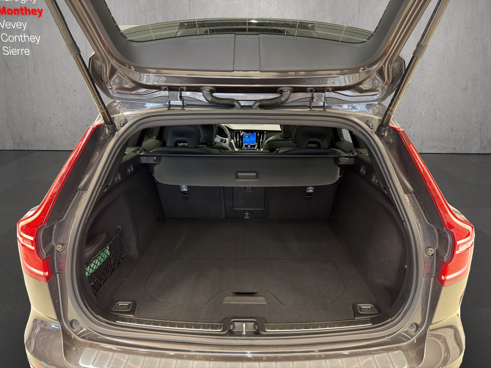 VOLVO V60 B5 AWD Benzin Mild Hybrid Plus Dark Geartronic-image-15