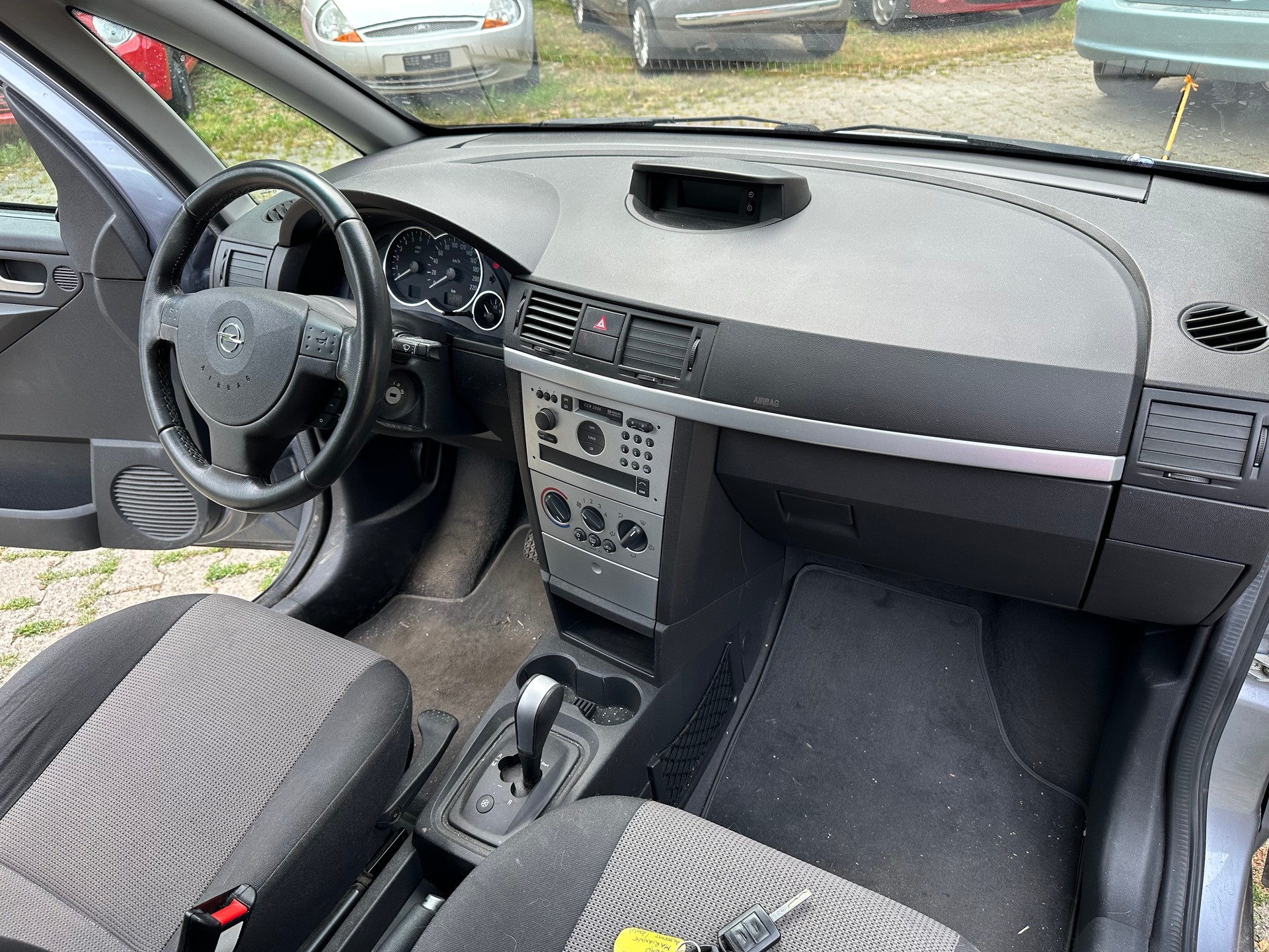 OPEL Meriva 1.6i 16V Linea Fresca (BETRIEBSFERIEN bis 09.08.26)-image-12