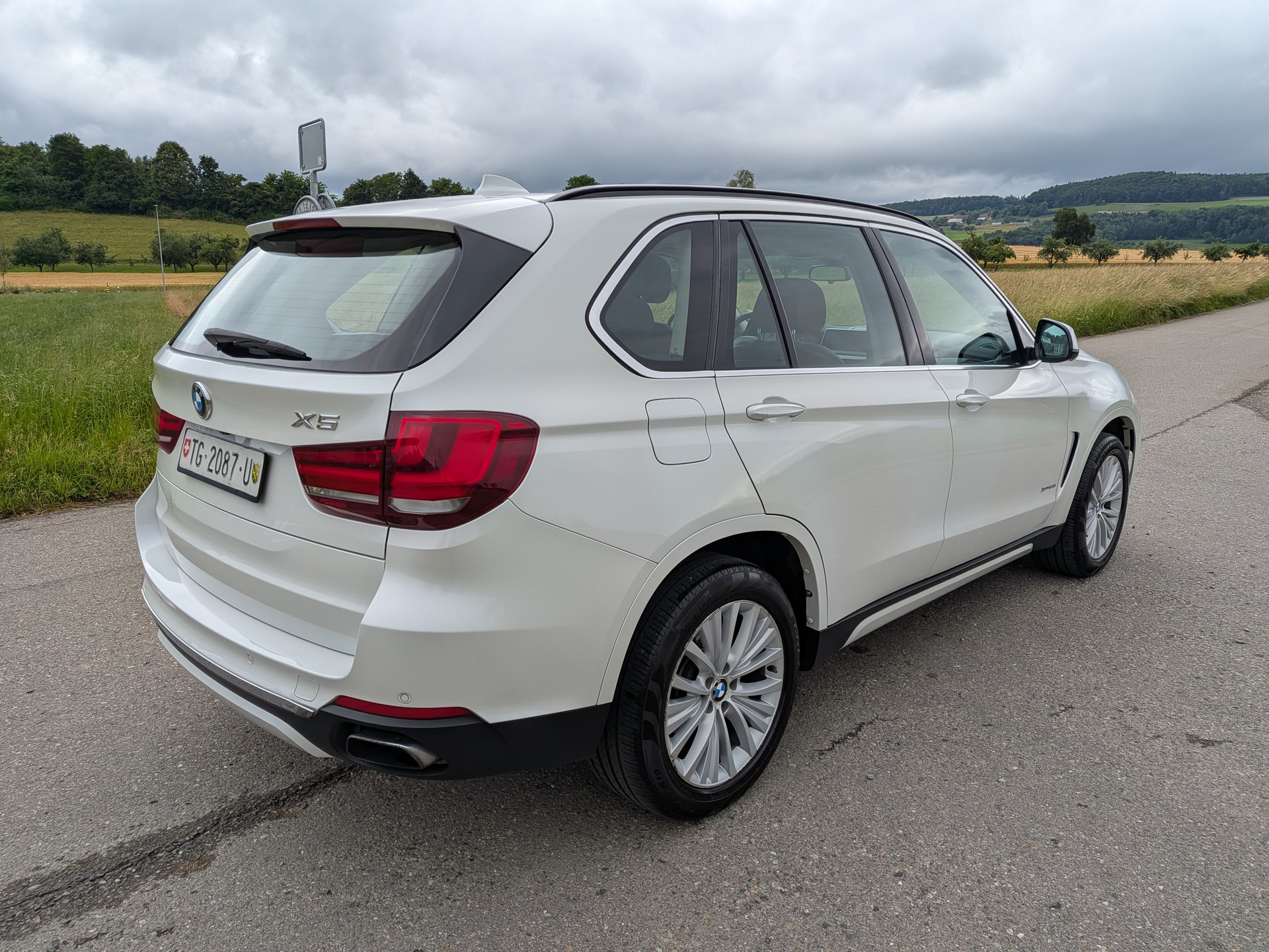 BMW X5 xDrive 50i Steptronic-image-10