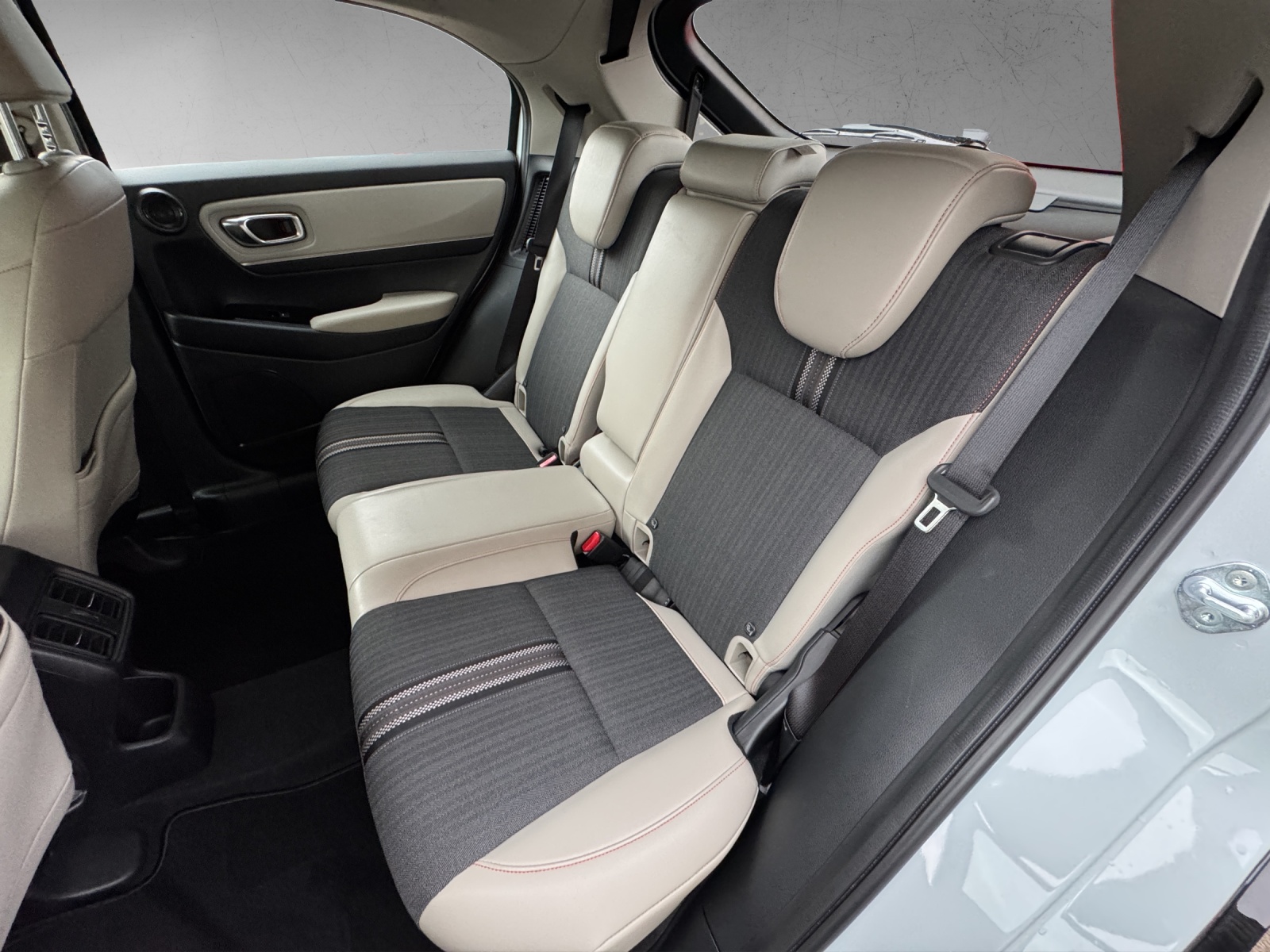 HONDA HR-V 1.5i-MMD Advance Style CVT-image-11