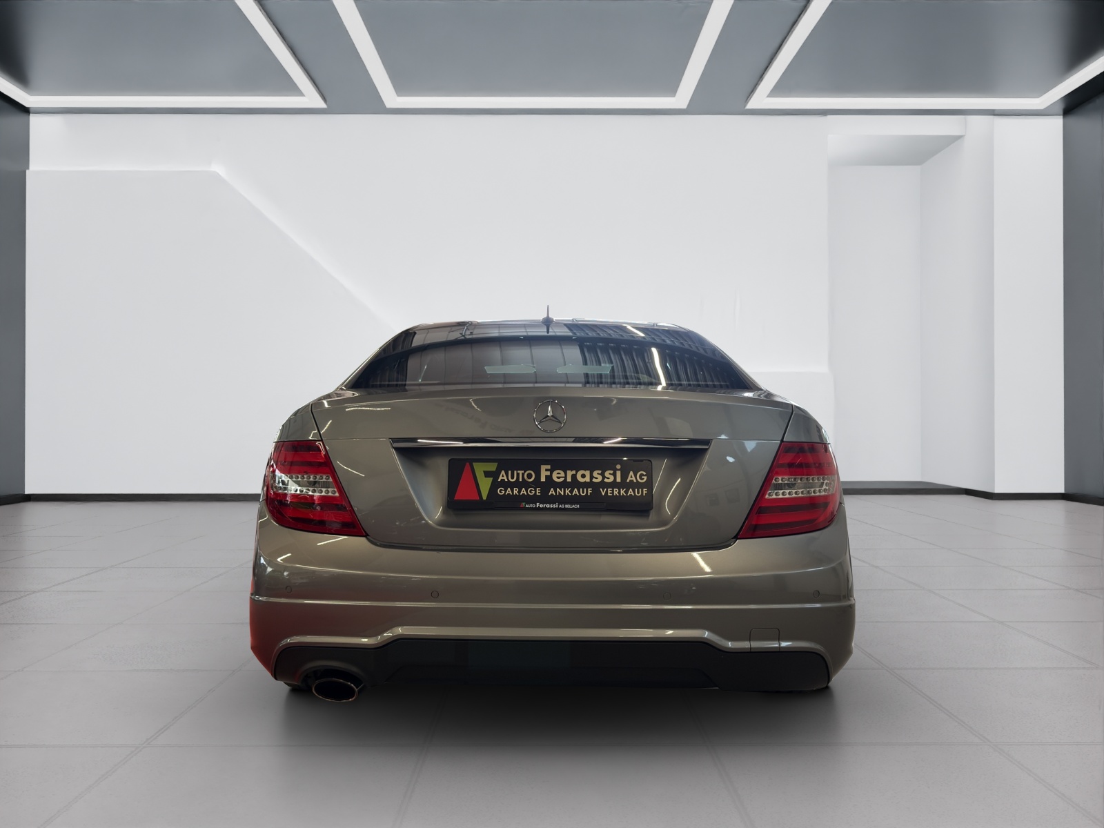 MERCEDES-BENZ C 180 Coupé MyStar 7G-Tronic-image-4