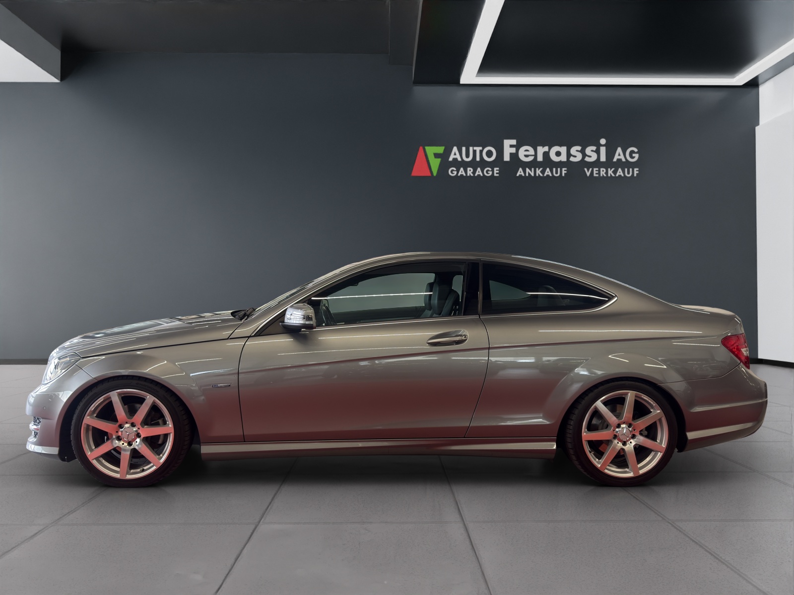 MERCEDES-BENZ C 180 Coupé MyStar 7G-Tronic-showroom-element-1