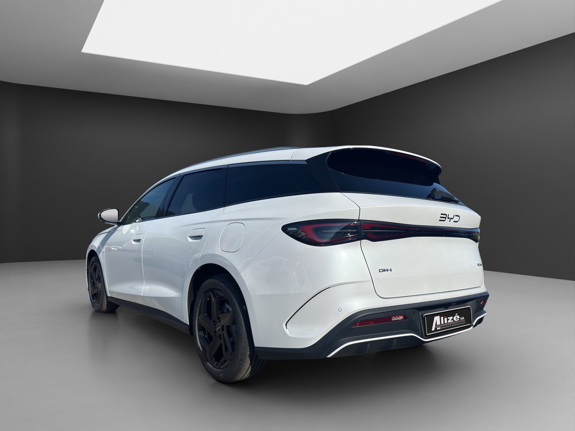 BYD Seal 6 DM-i Touring Comfort-image-4