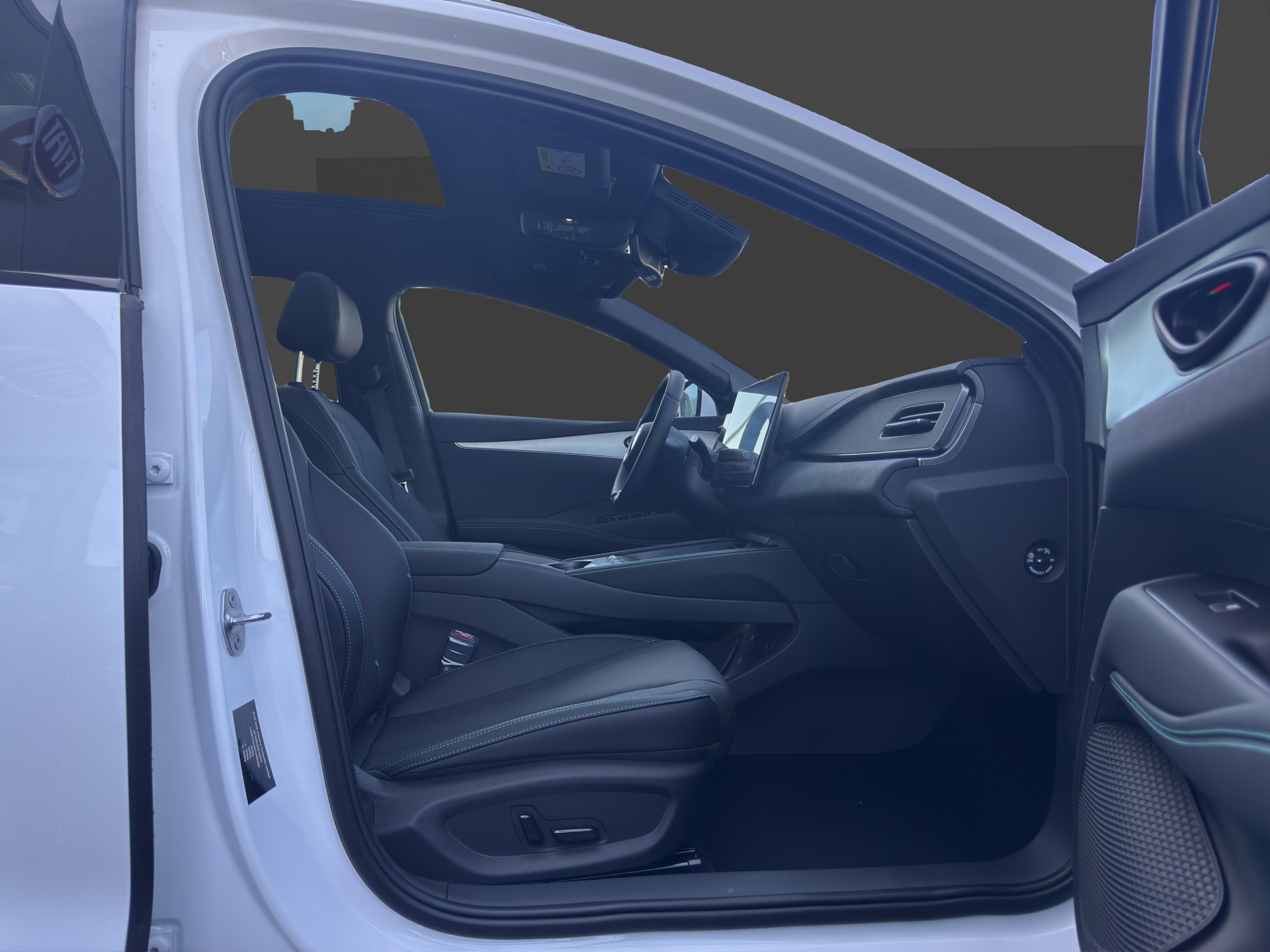 BYD Seal 6 DM-i Touring Comfort-image-15