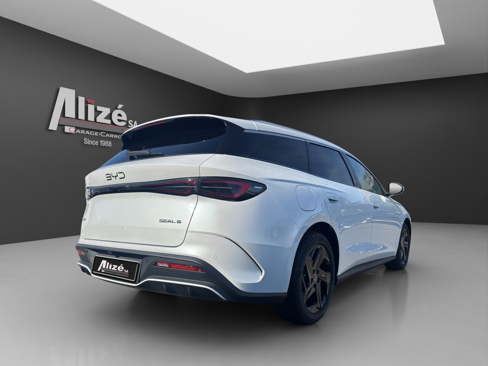 BYD Seal 6 DM-i Touring Comfort-image-6