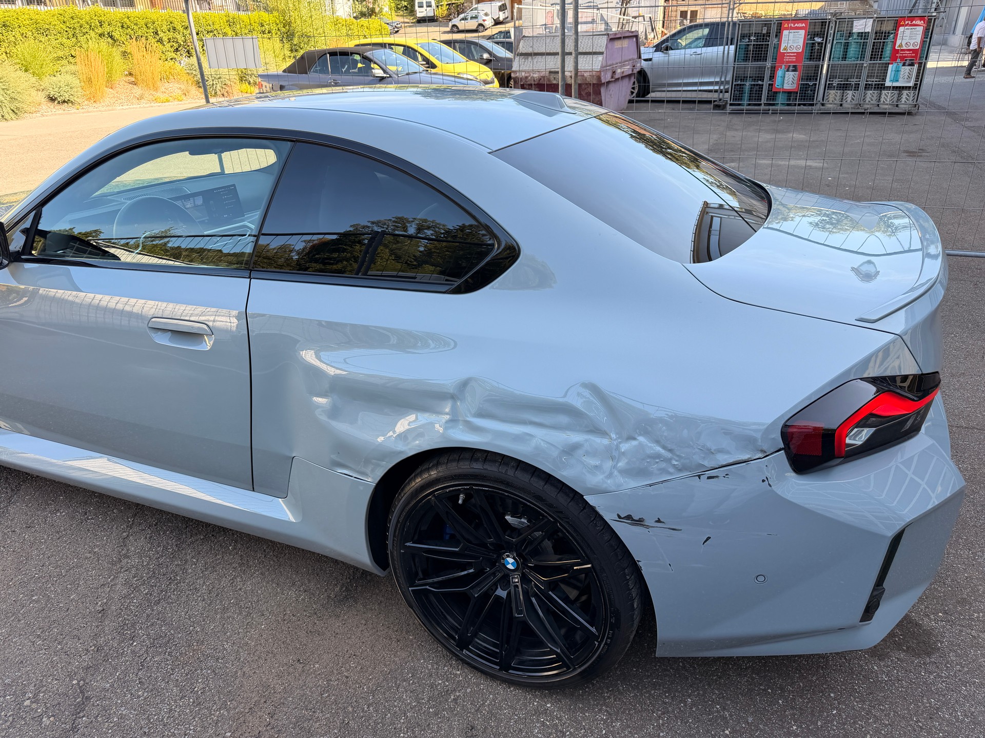 BMW M2 Steptronic Perfomance-showroom-element-2