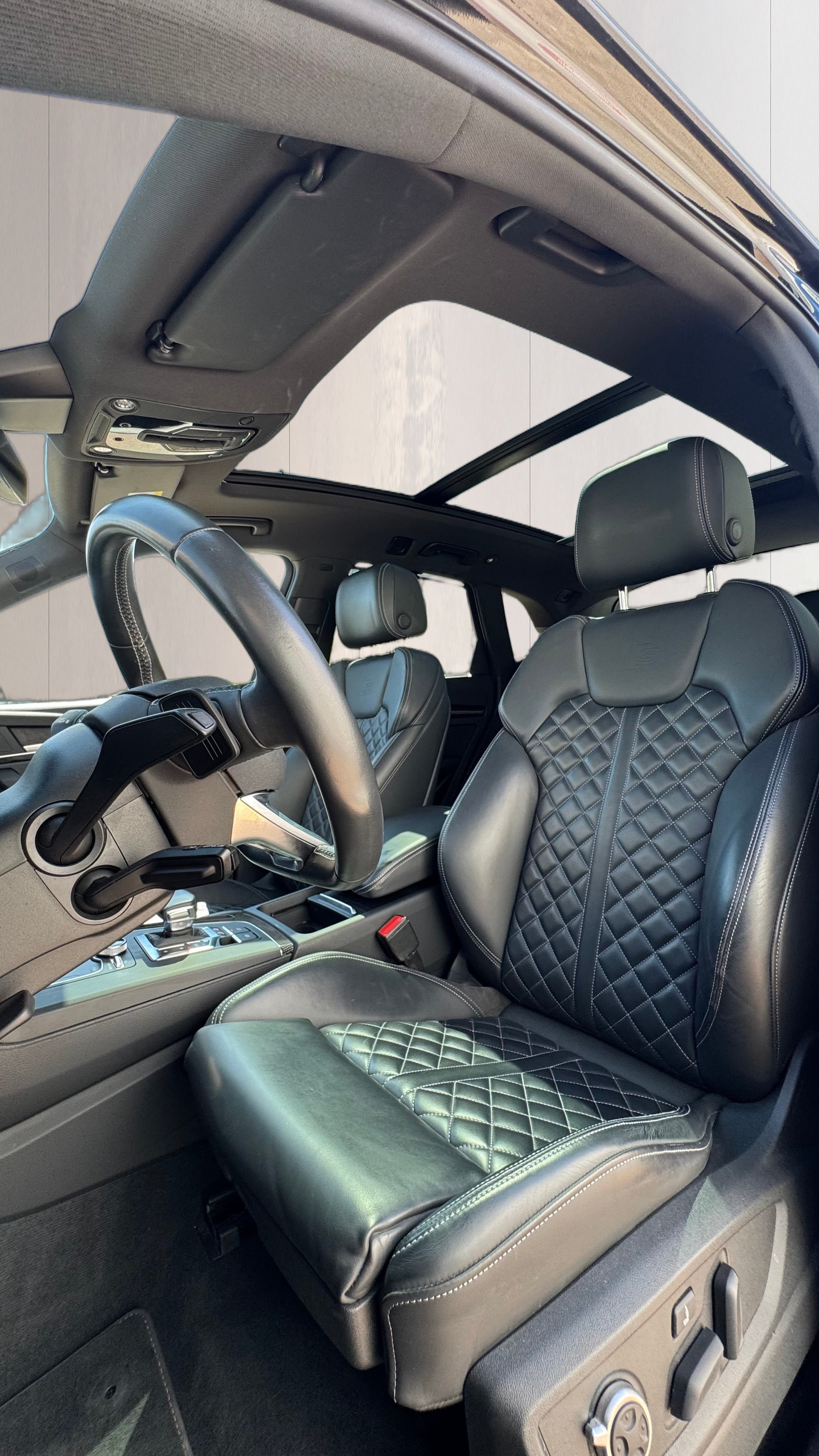 AUDI SQ5 TDI quattro tiptronic **Black Pearl**-image-19